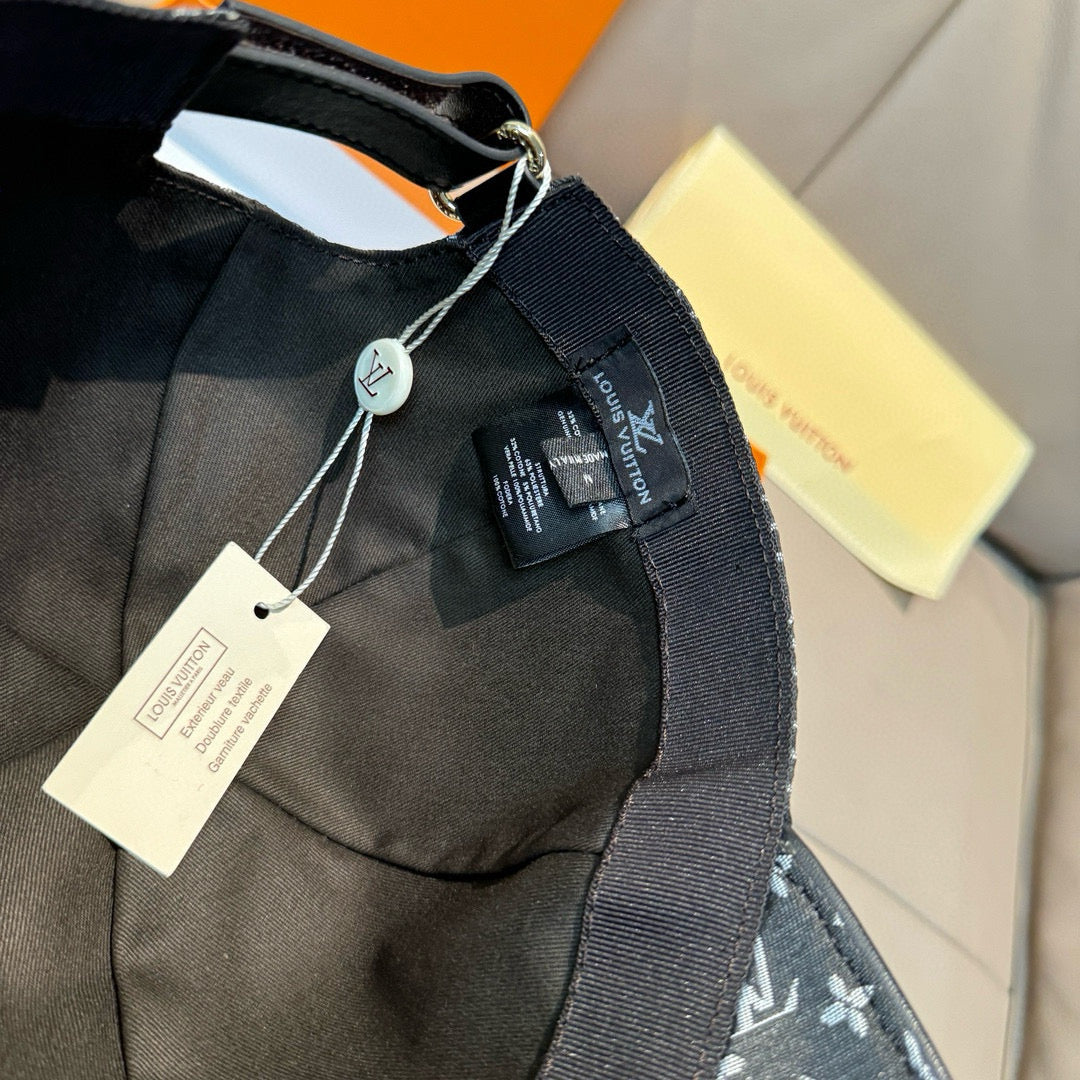 LuxluxHouse Best Quality Caps Louis Vuitton
