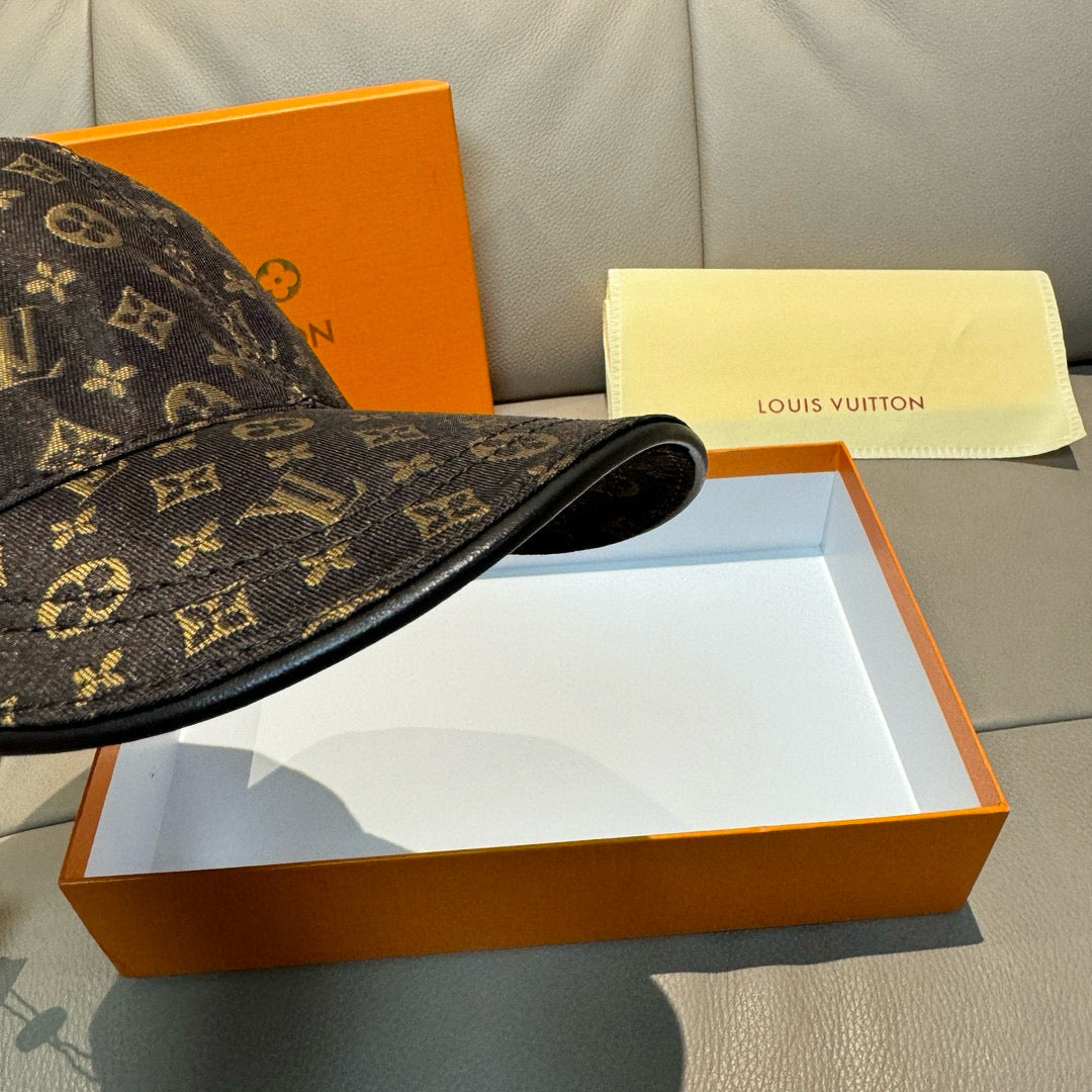 LuxluxHouse Best Quality Caps Louis Vuitton