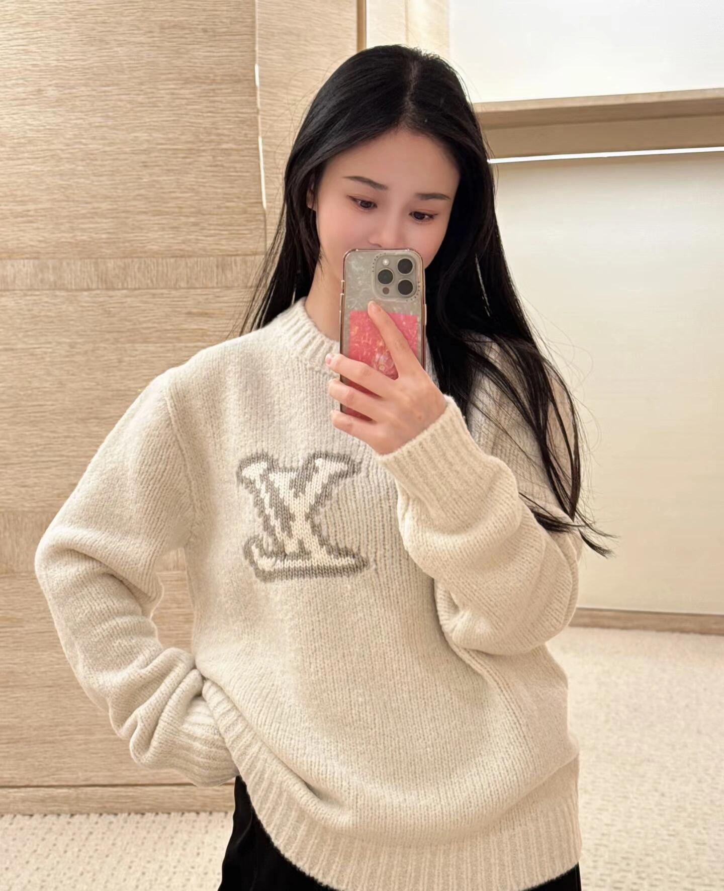 LuxluxHouse Best Quality Clothes Hoodie & Sweater Louis Vuitton