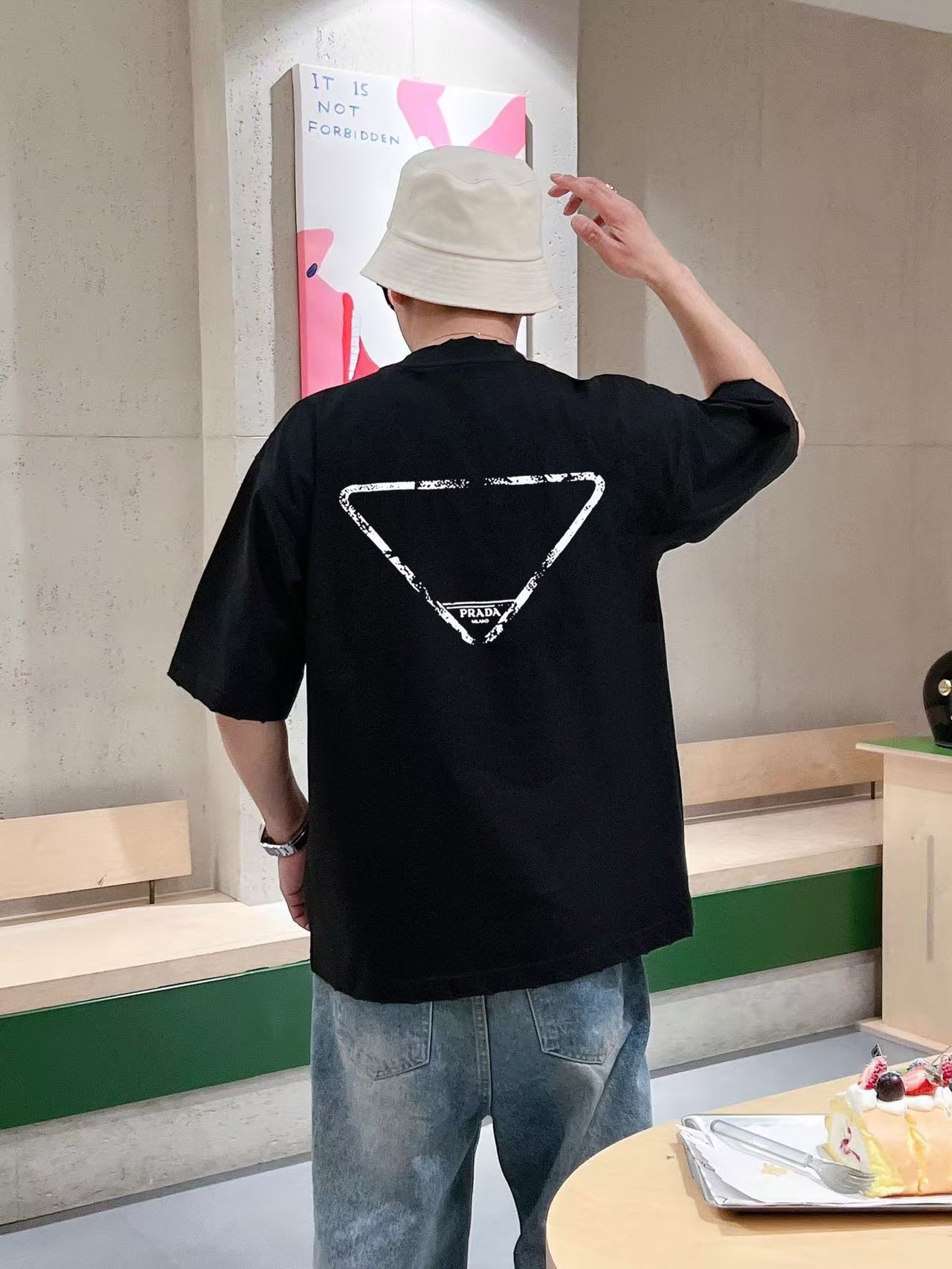 LuxluxHouse Best Quality Clothes T-shirt Prada