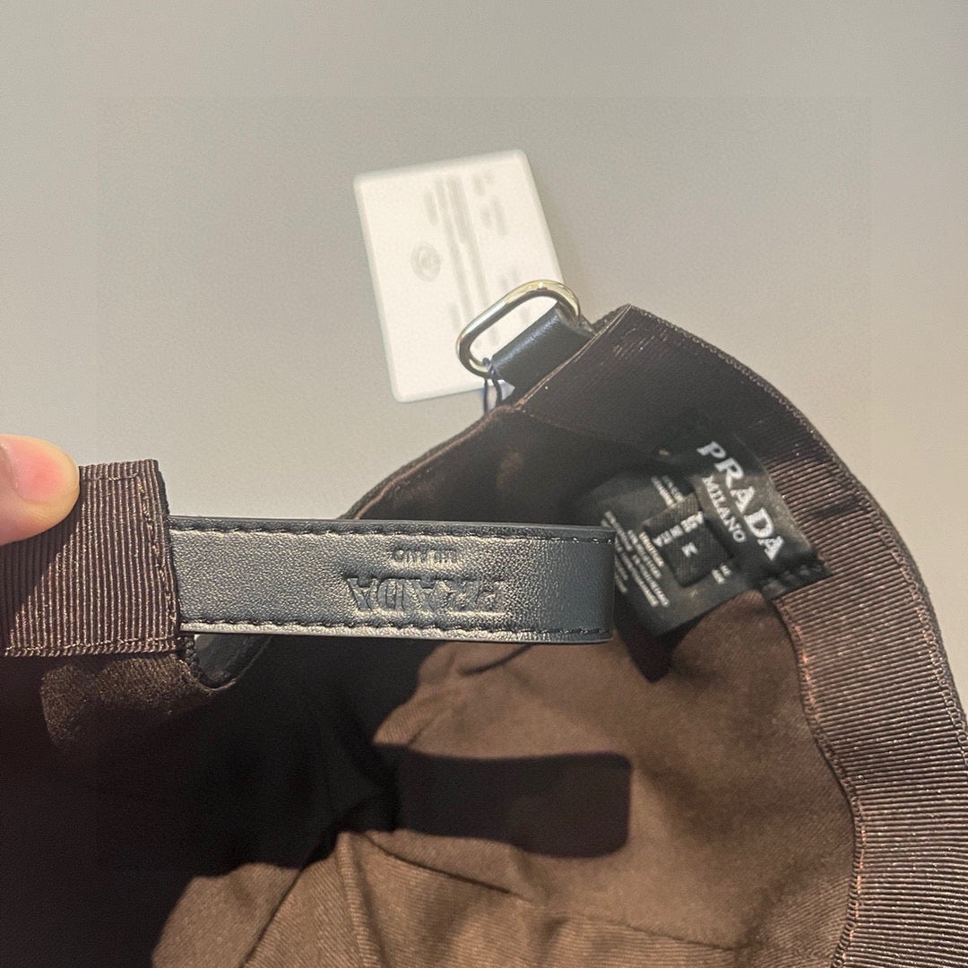 LuxluxHouse Best Quality Caps Prada