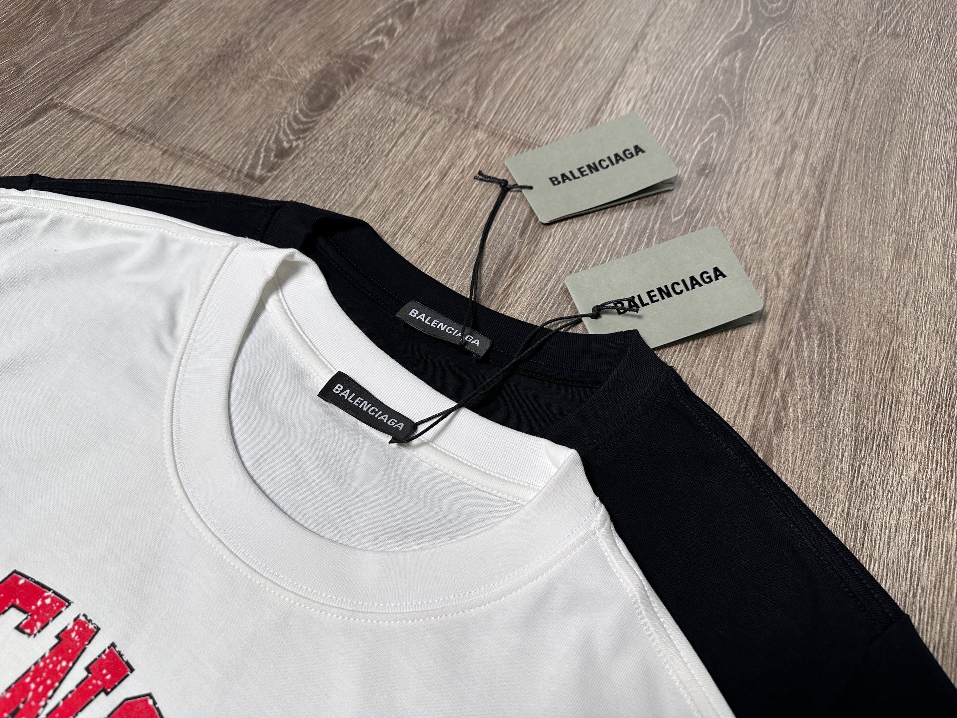 LuxluxHouse Best Quality Clothes Balenciaga T-shirt