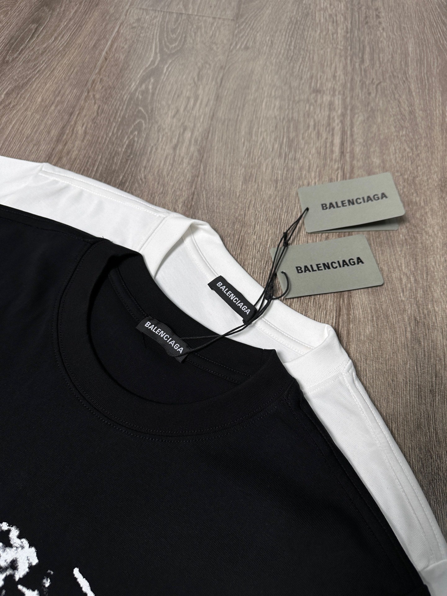 LuxluxHouse Best Quality Clothes Balenciaga T-shirt