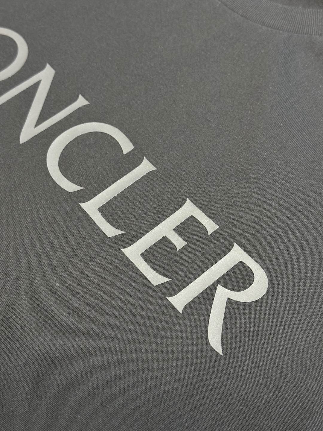 LuxluxHouse Best Quality Clothes T-shirt Moncler