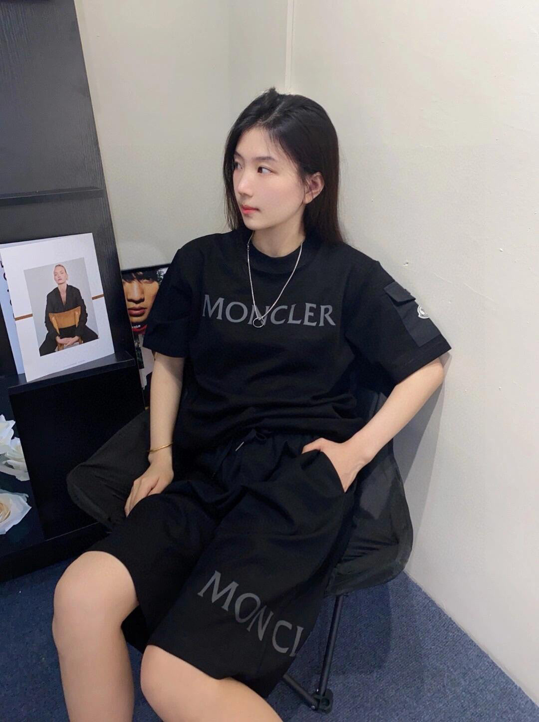 LuxluxHouse Best Quality Clothes T-shirt Moncler