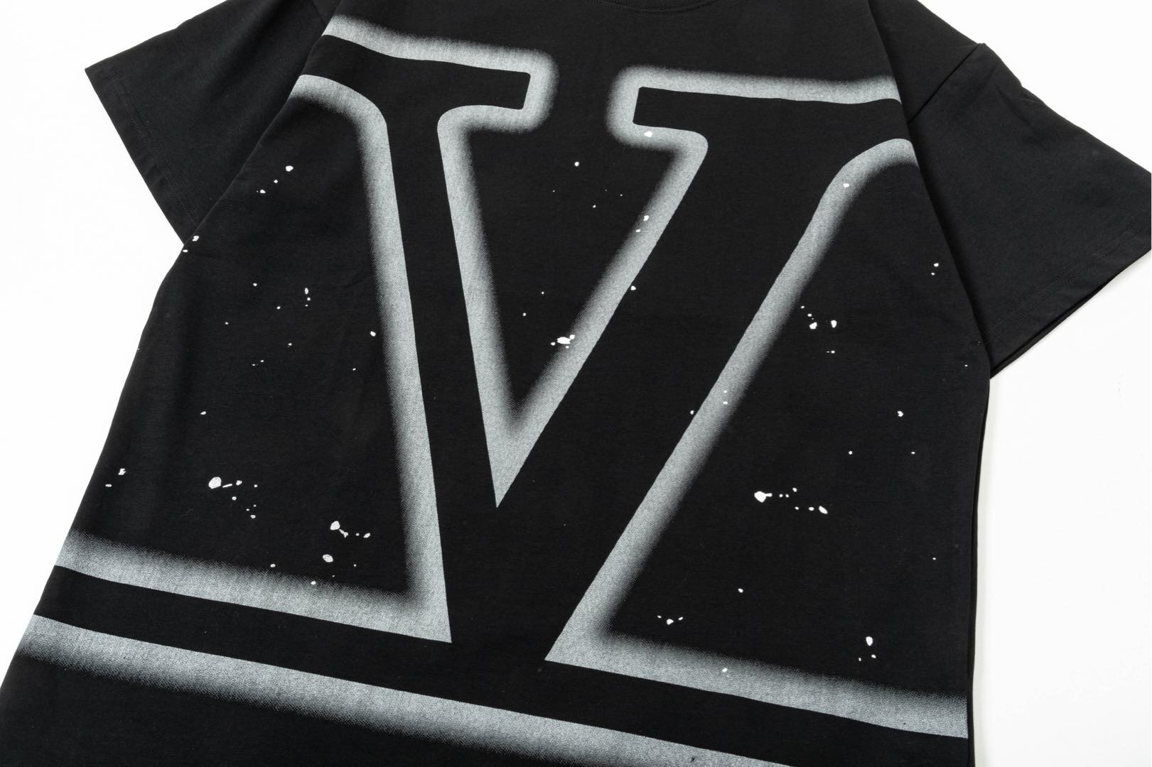 LuxluxHouse Best Quality Clothes Valentino T-shirt