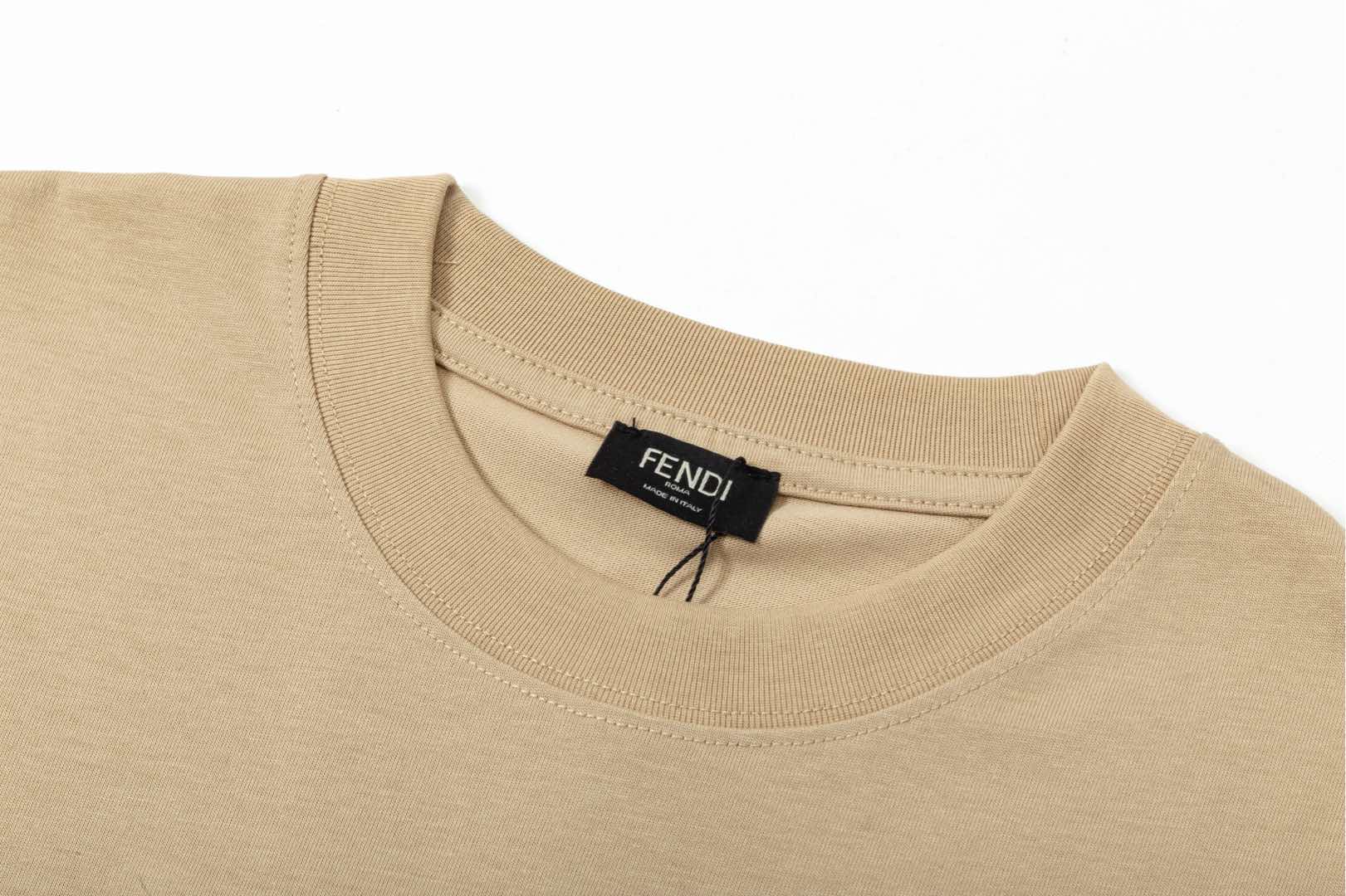 LuxluxHouse Best Quality Clothes Fendi T-shirt