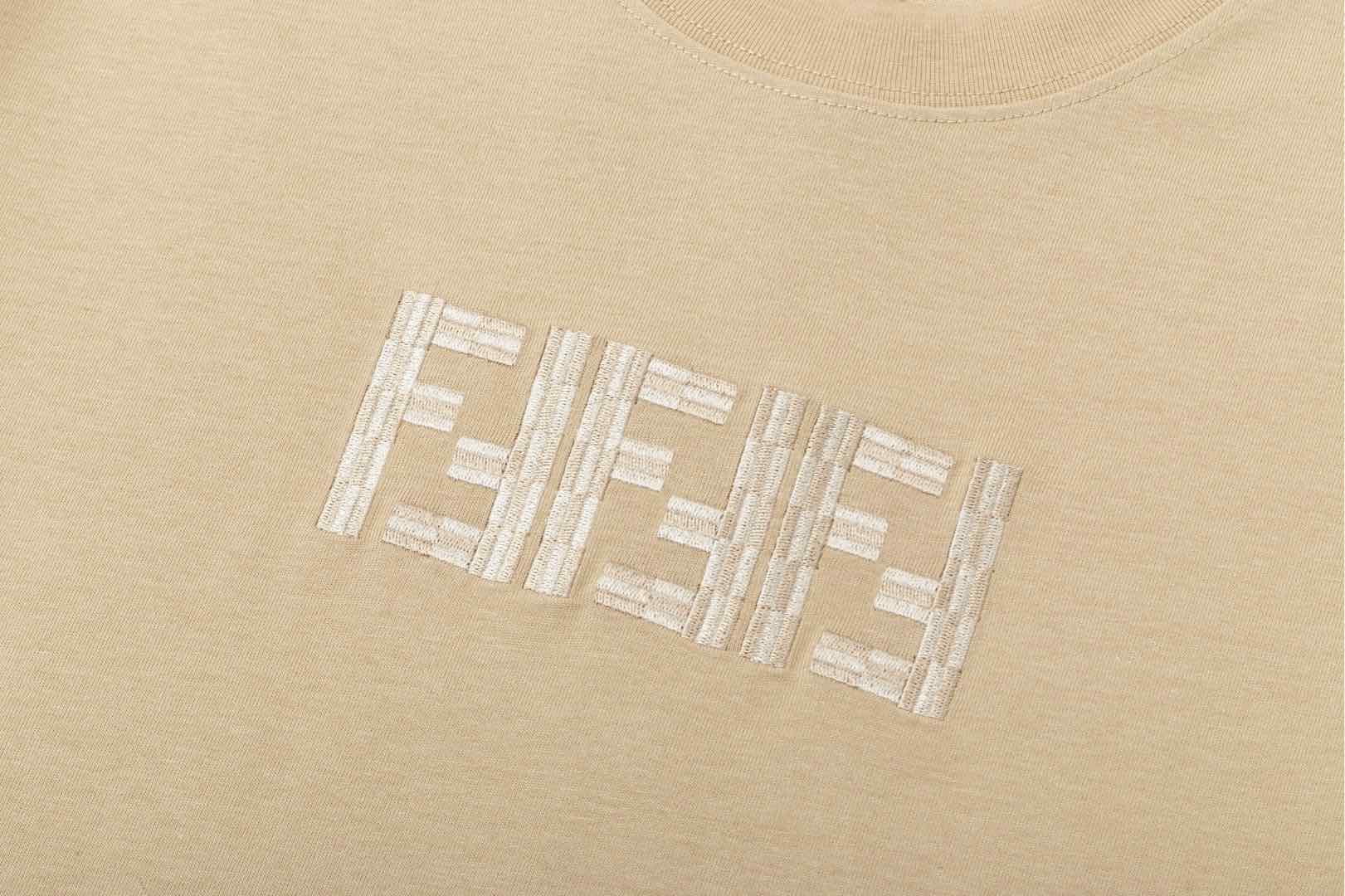 LuxluxHouse Best Quality Clothes Fendi T-shirt