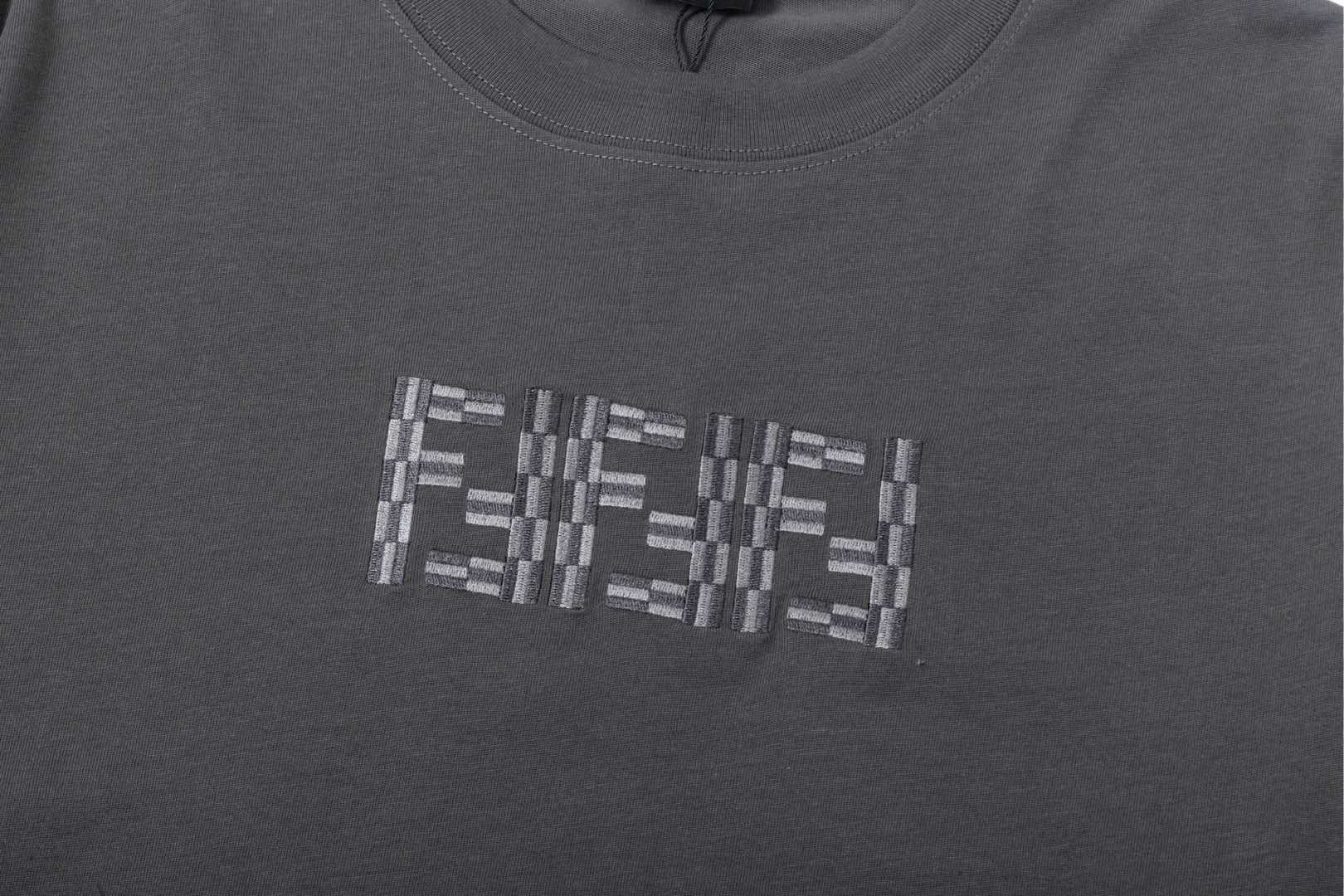 LuxluxHouse Best Quality Clothes Fendi T-shirt