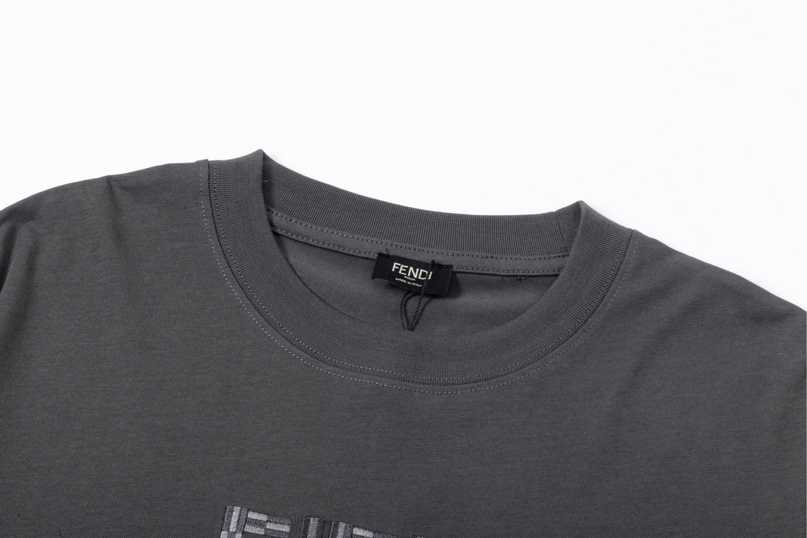 LuxluxHouse Best Quality Clothes Fendi T-shirt