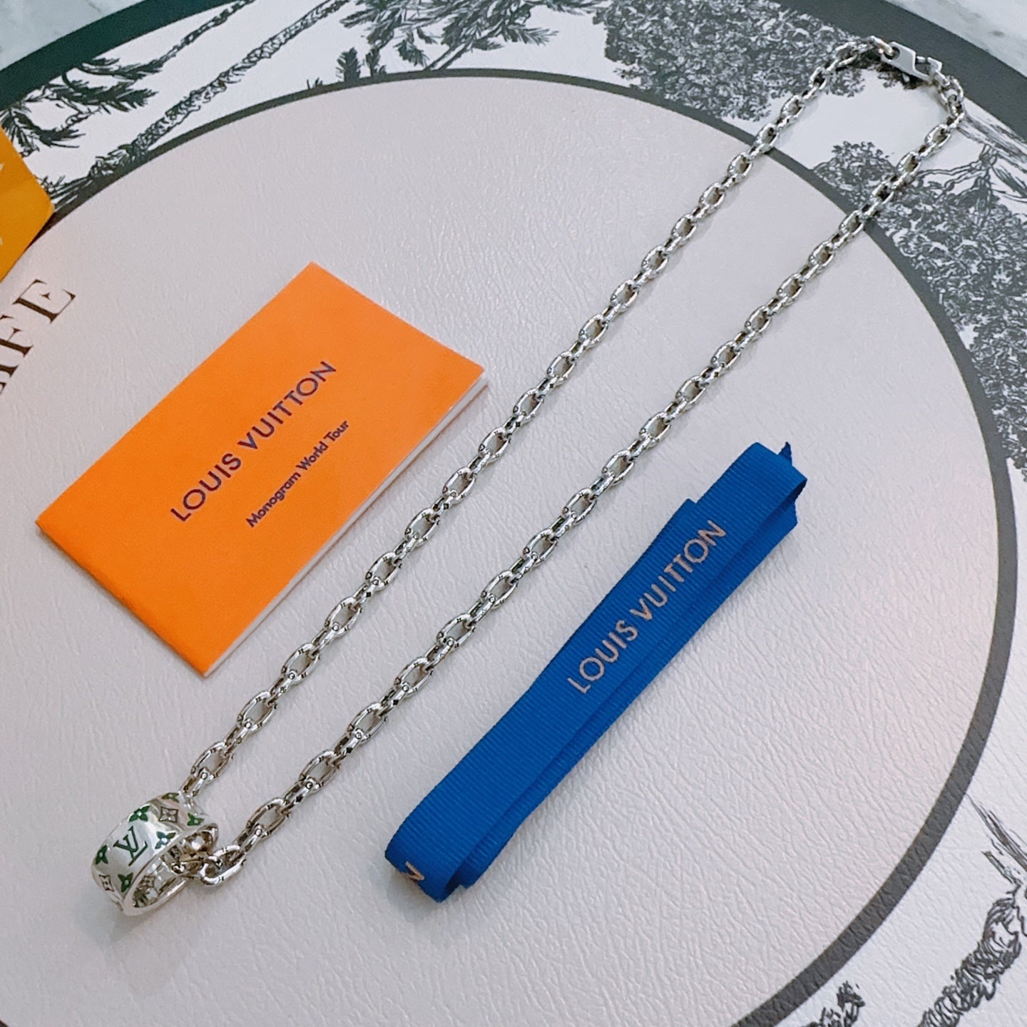 LuxluxHouse Best Quality Accessories Louis Vuitton