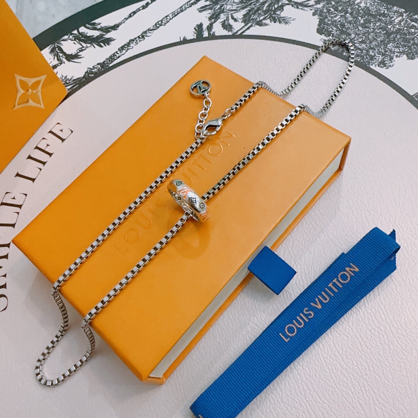 LuxluxHouse Best Quality Accessories Louis Vuitton