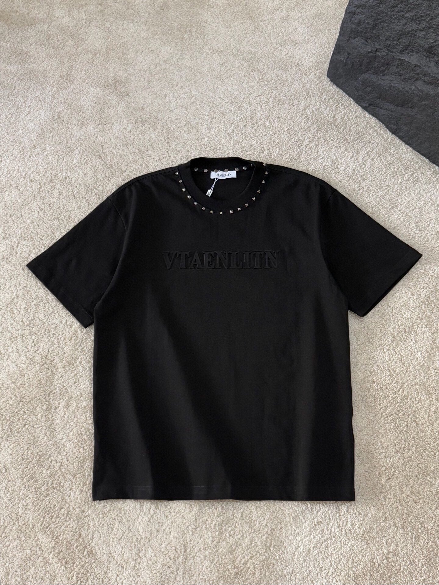 LuxluxHouse Best Quality Clothes T-shirt Valentino