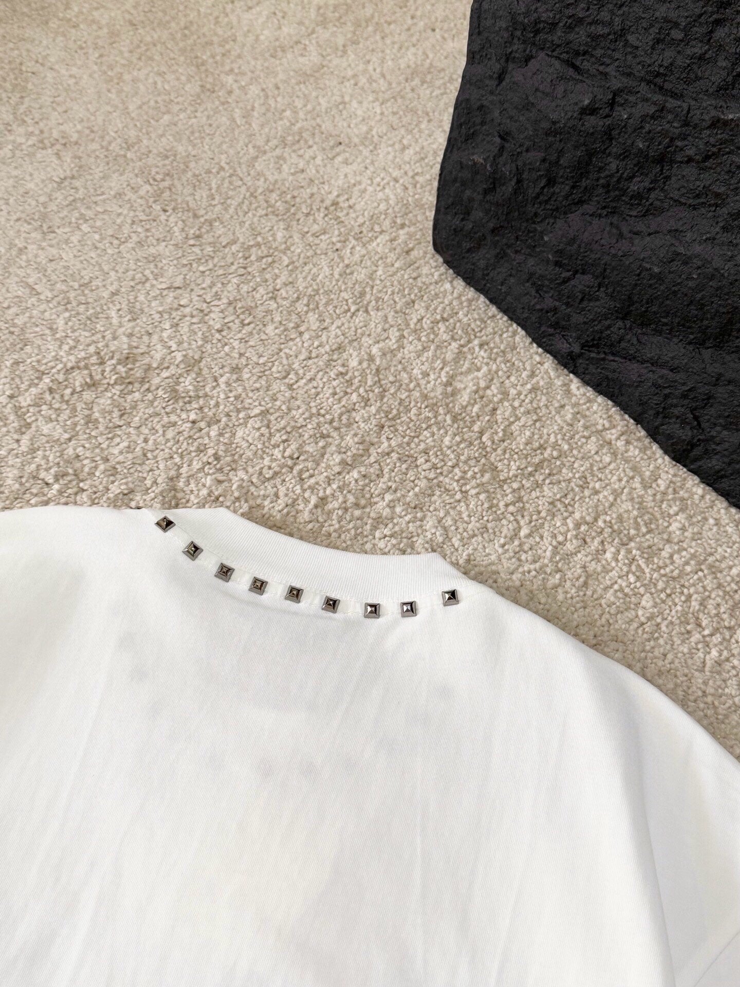 LuxluxHouse Best Quality Clothes T-shirt Valentino