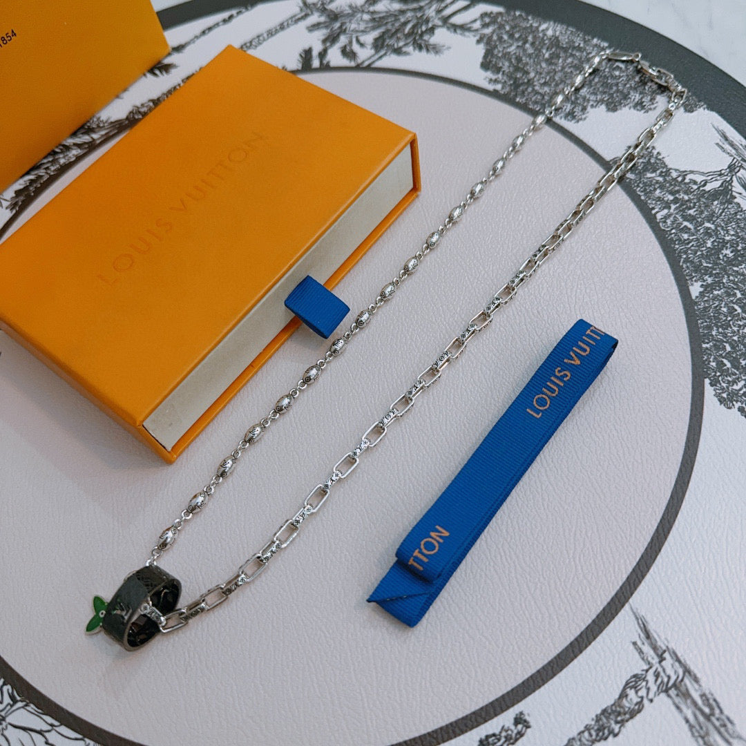 LuxluxHouse Best Quality Accessories Louis Vuitton