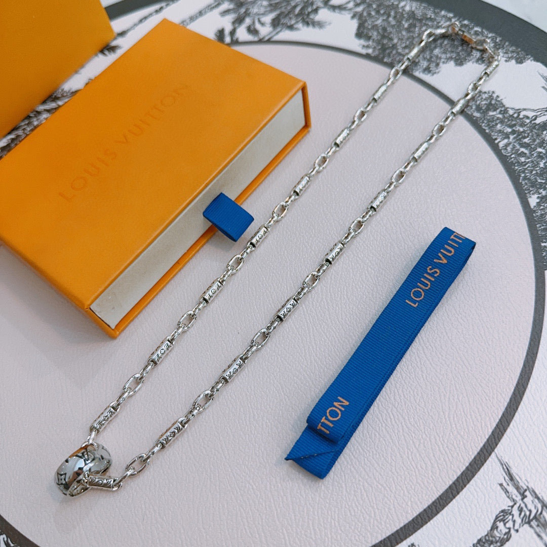 LuxluxHouse Best Quality Accessories Louis Vuitton