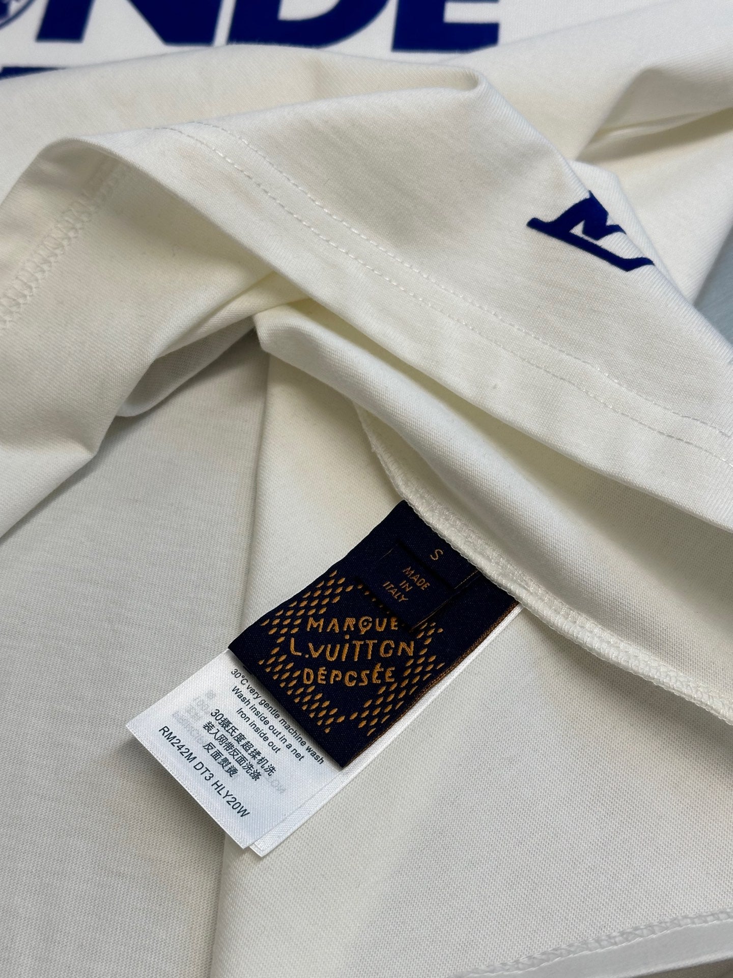 LuxluxHouse Best Quality Clothes T-shirt Louis Vuitton