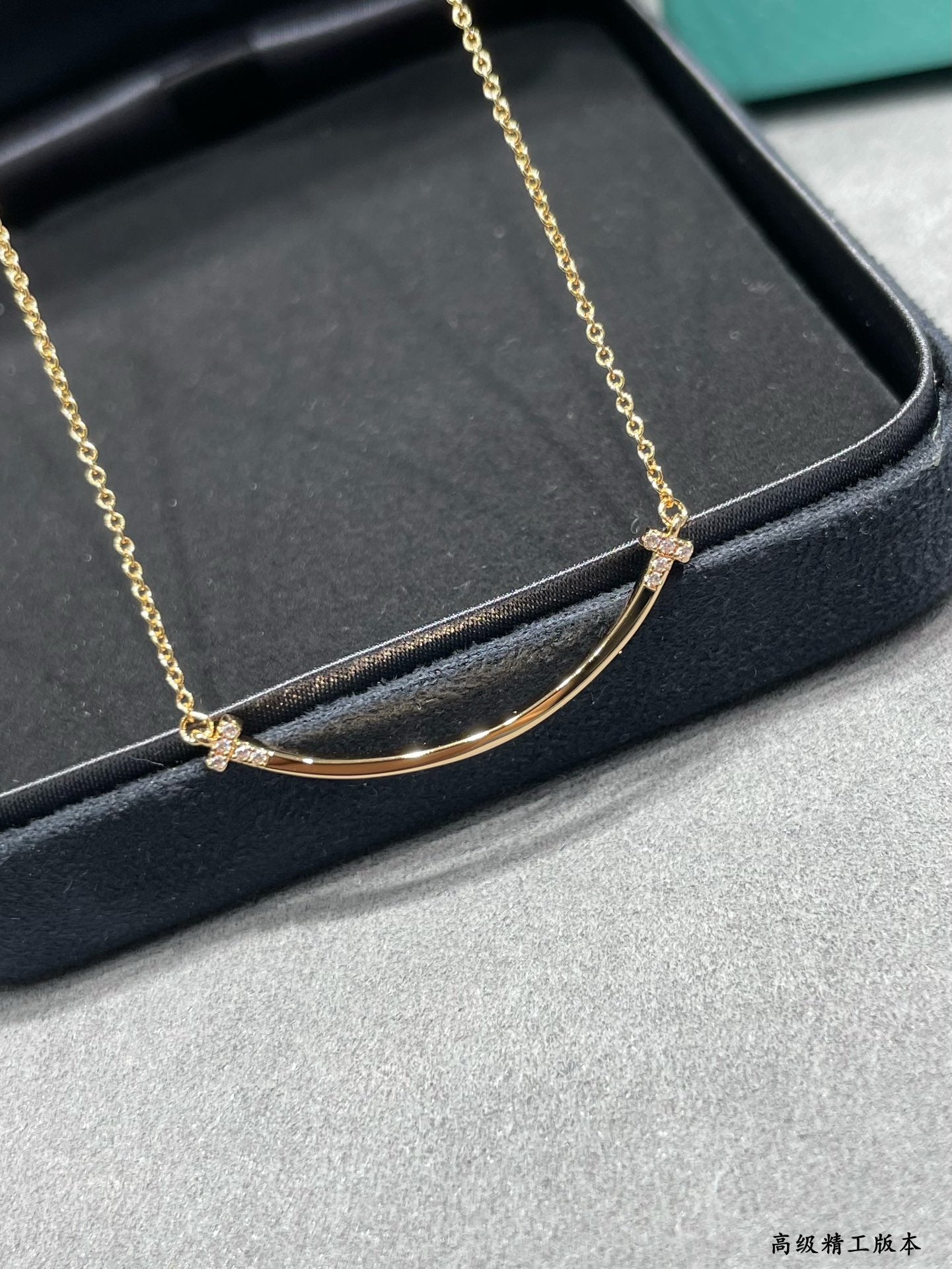 LuxluxHouse Best Quality Accessories Tiffany