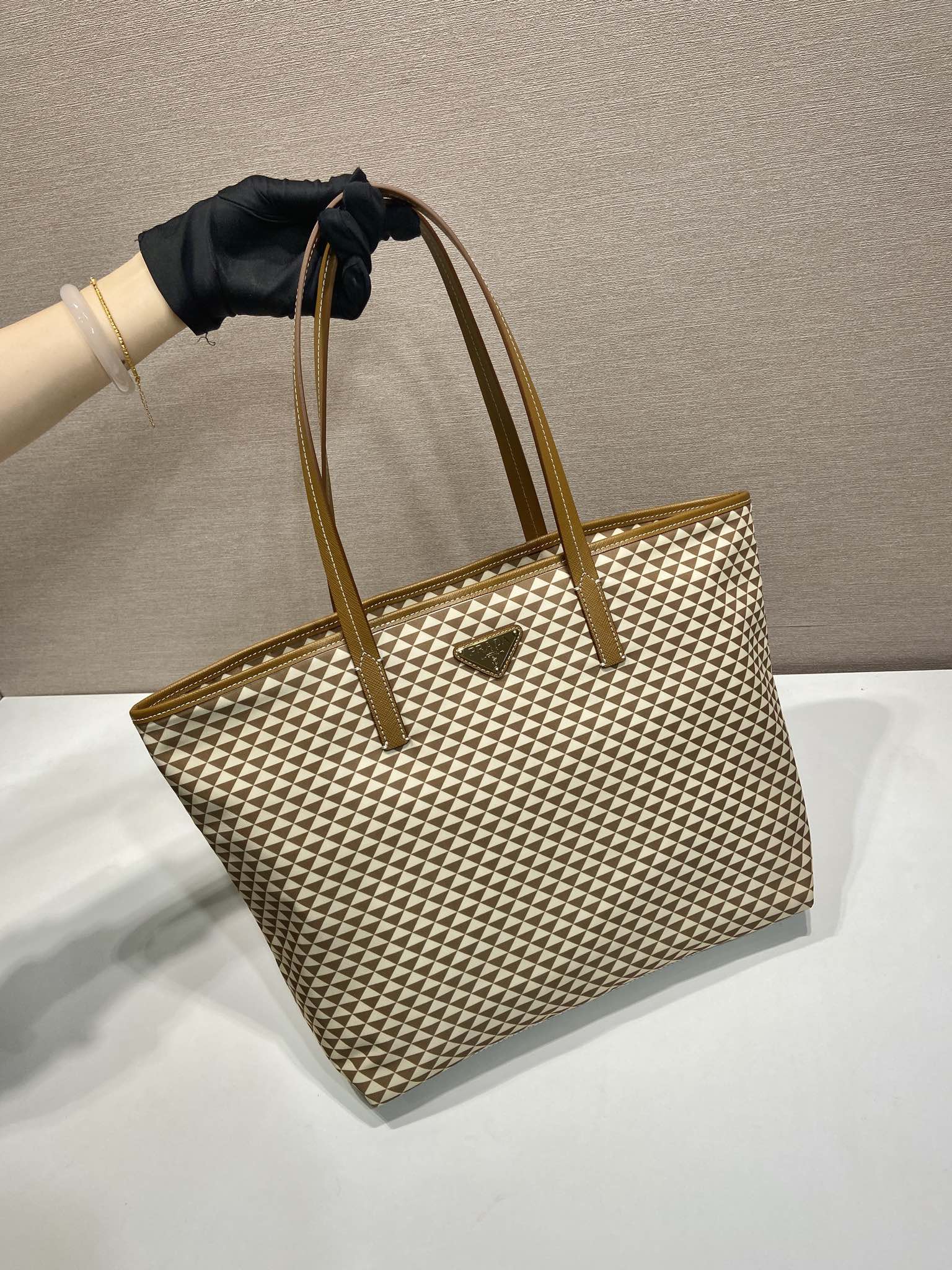 LuxluxHouse Best Quality Bags Prada Women