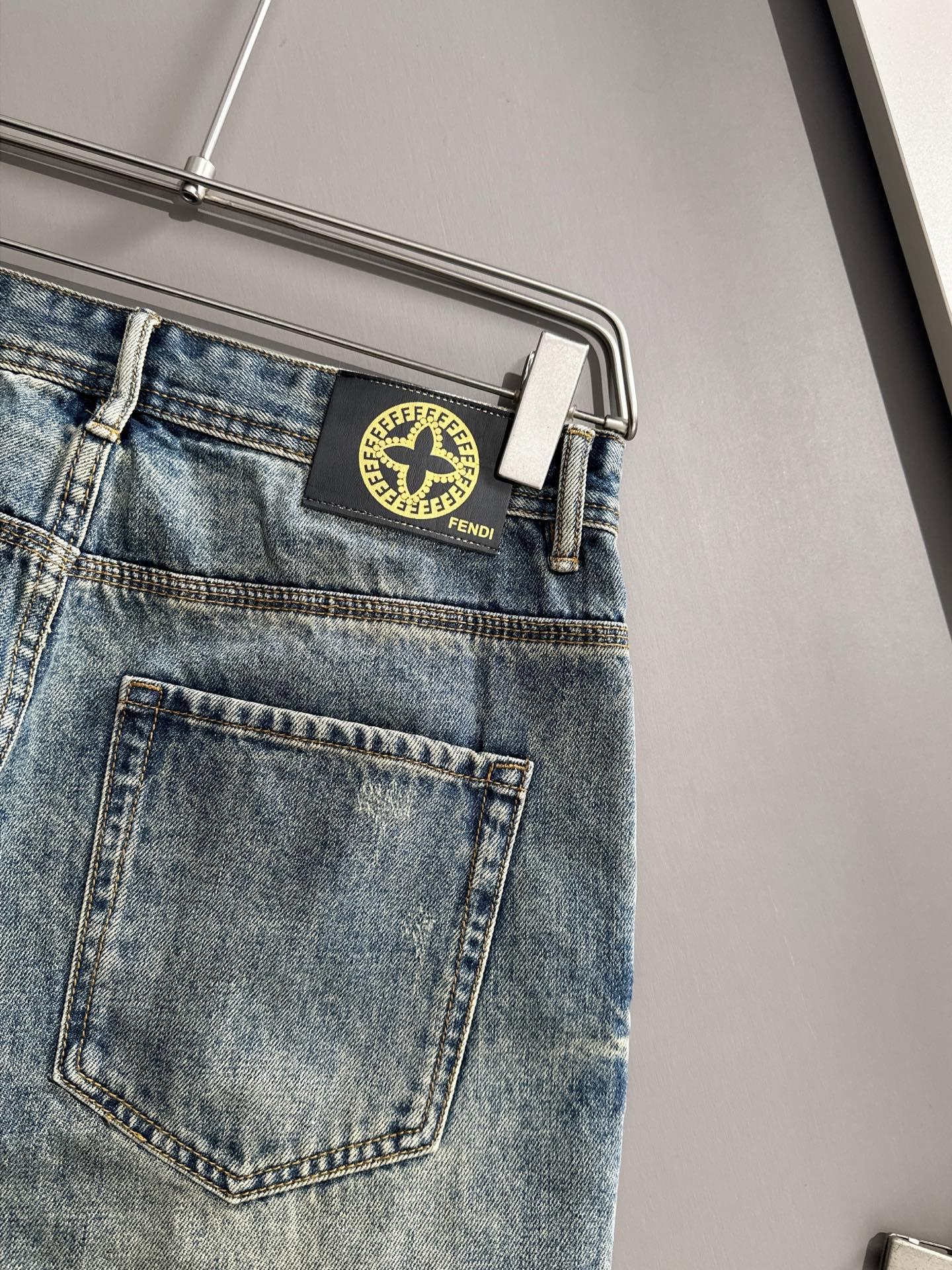 LuxluxHouse Best Quality Clothes Fendi Pants