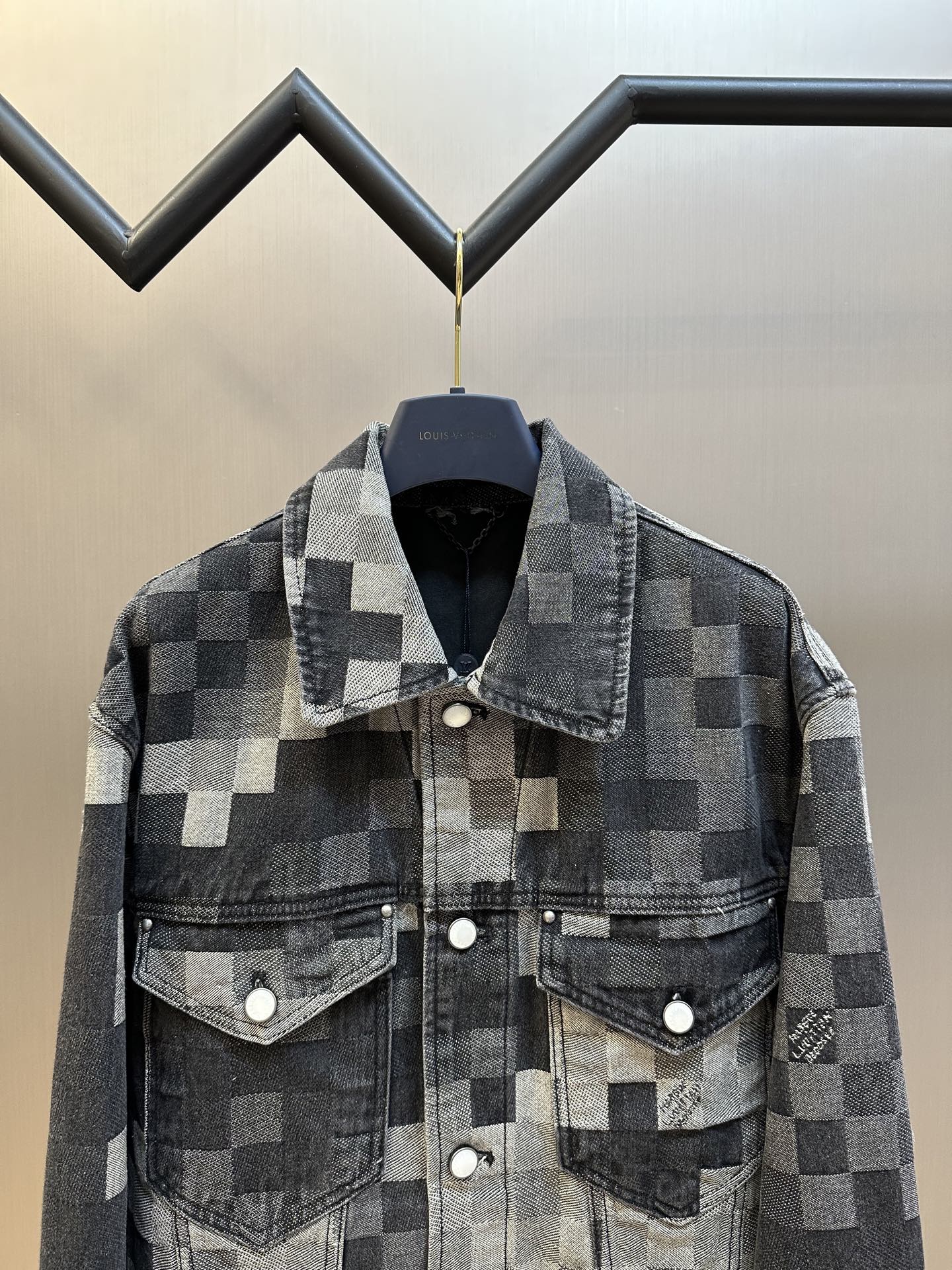 LuxluxHouse Best Quality Clothes Pants Coats & Jackets Louis Vuitton