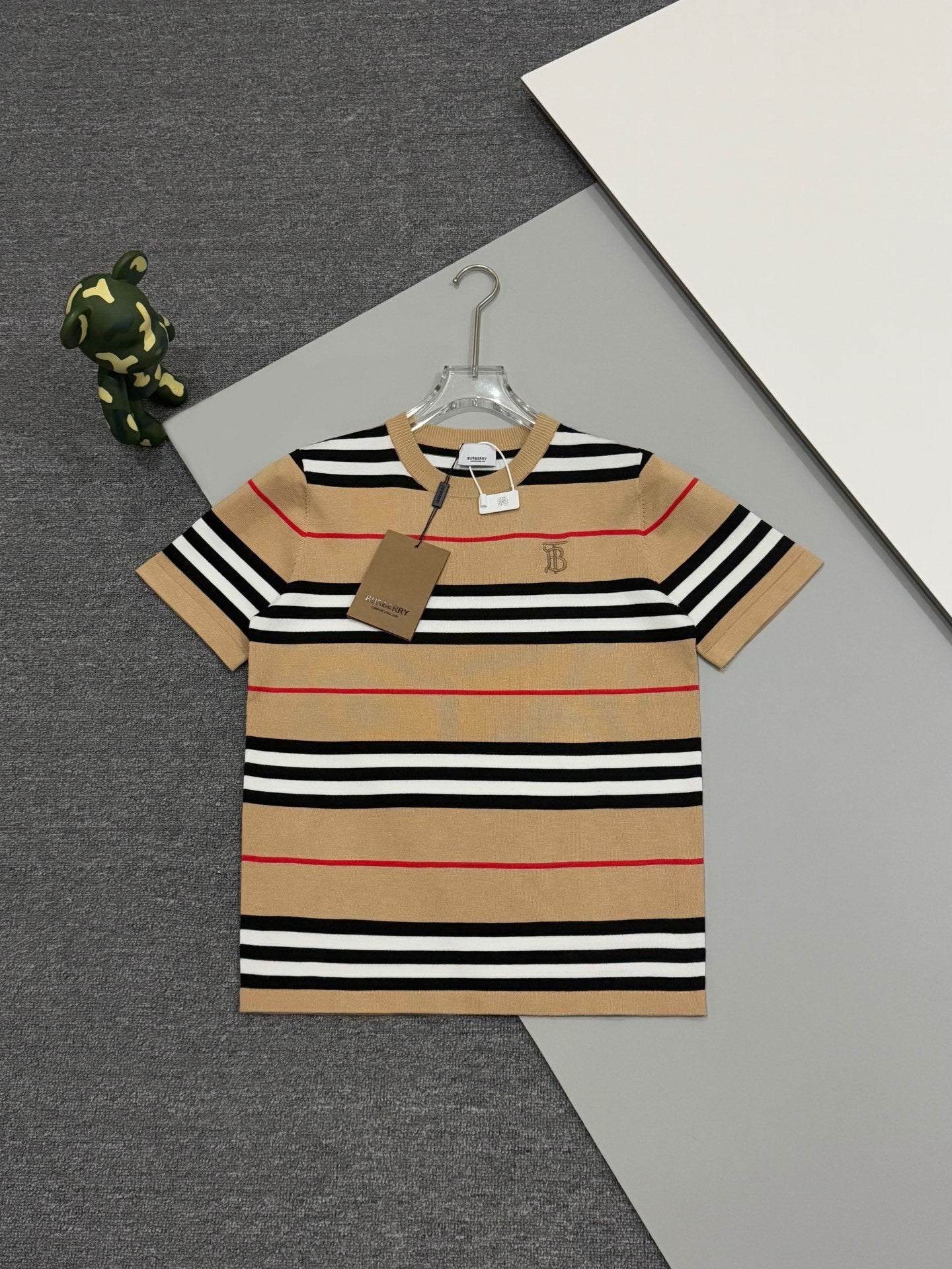 LuxluxHouse Best Quality Clothes Burberry T-shirt