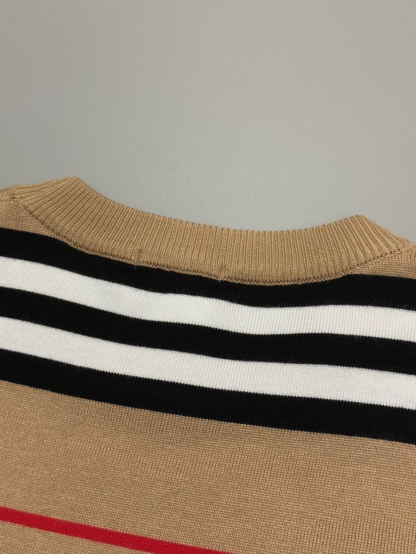 LuxluxHouse Best Quality Clothes Burberry T-shirt