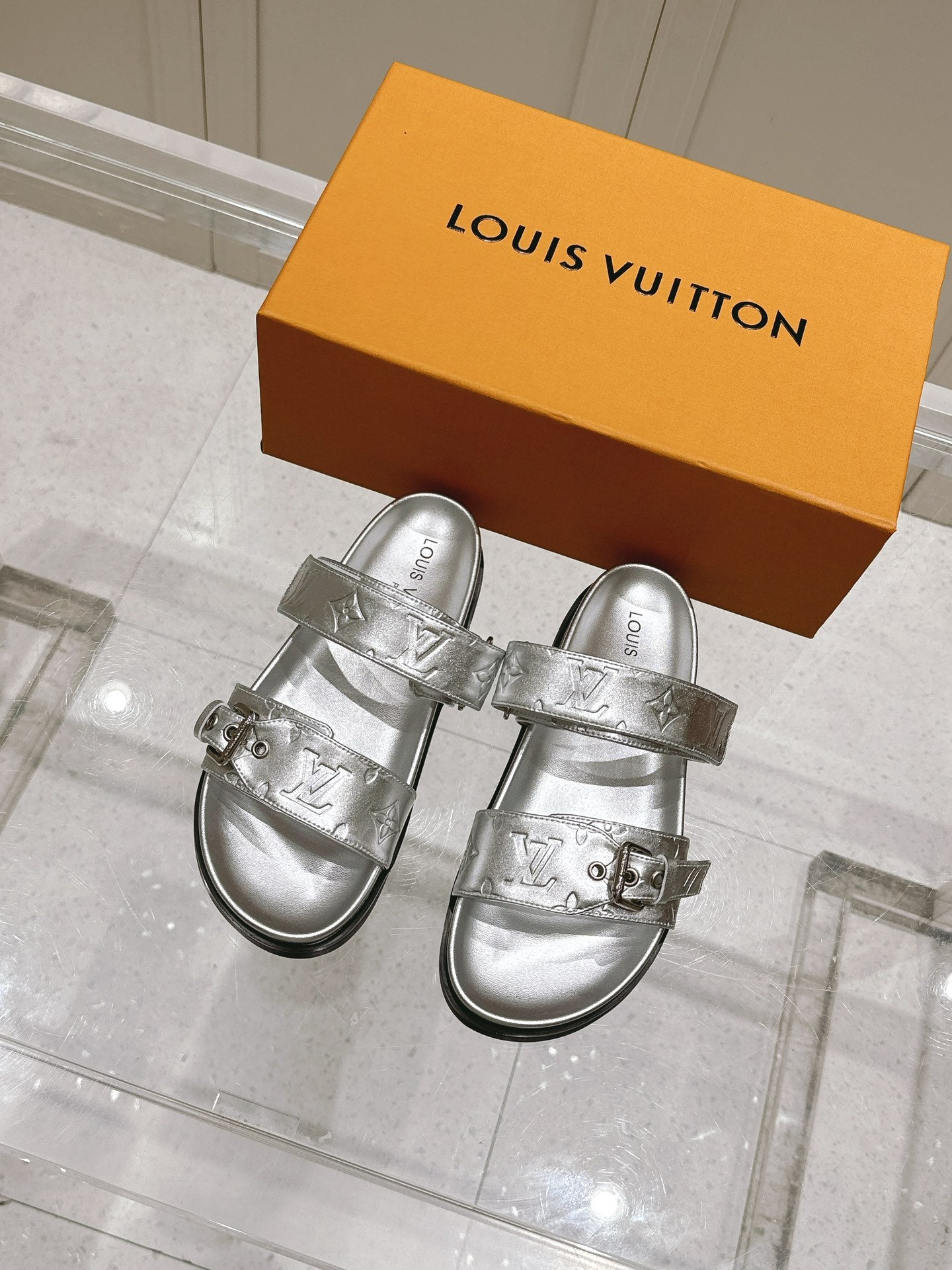 LuxluxHouse Best Quality Women Shoes Louis Vuitton