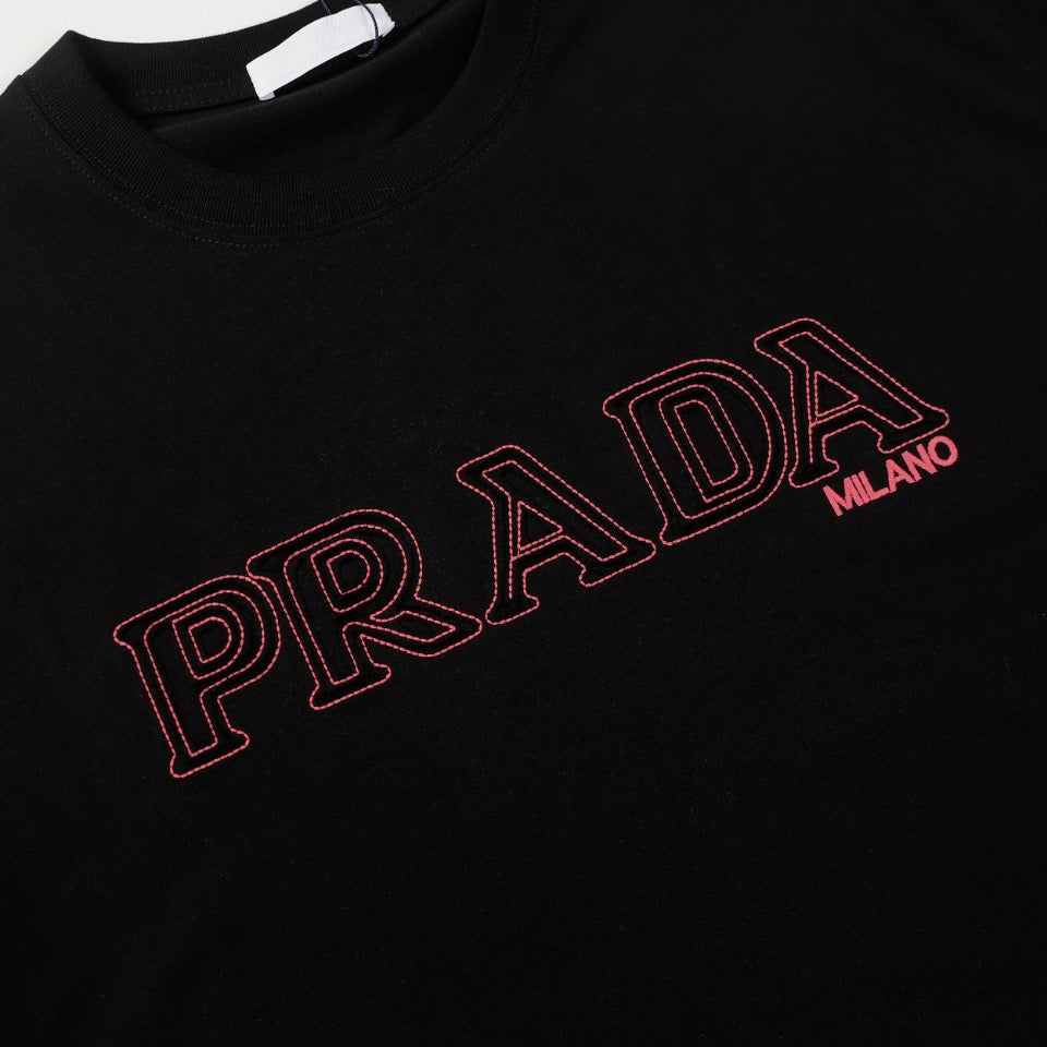 LuxluxHouse Best Quality Clothes T-shirt Prada