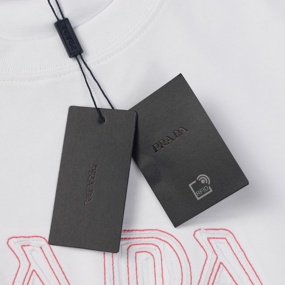 LuxluxHouse Best Quality Clothes T-shirt Prada