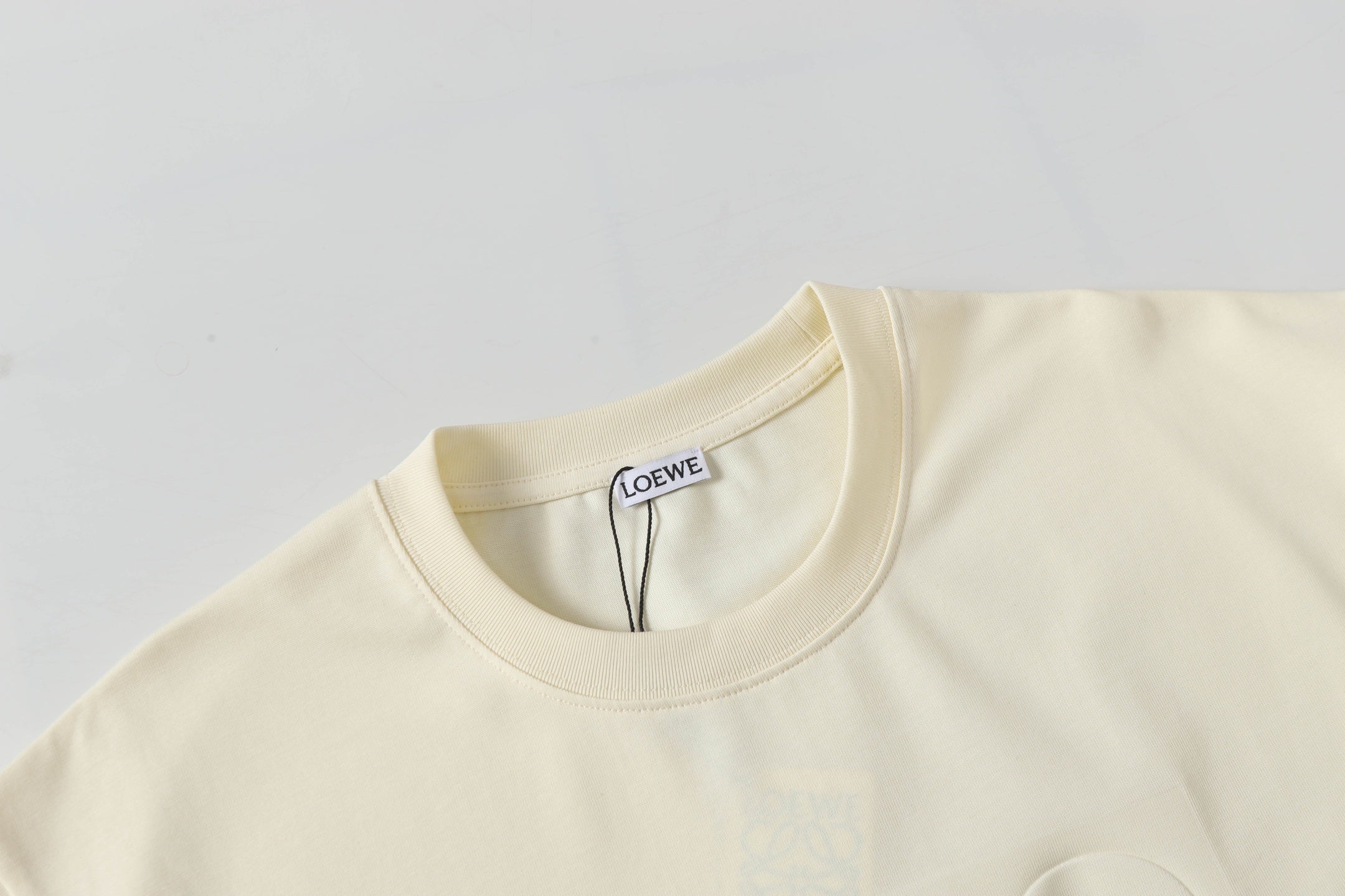 LuxluxHouse Best Quality Clothes T-shirt Loewe