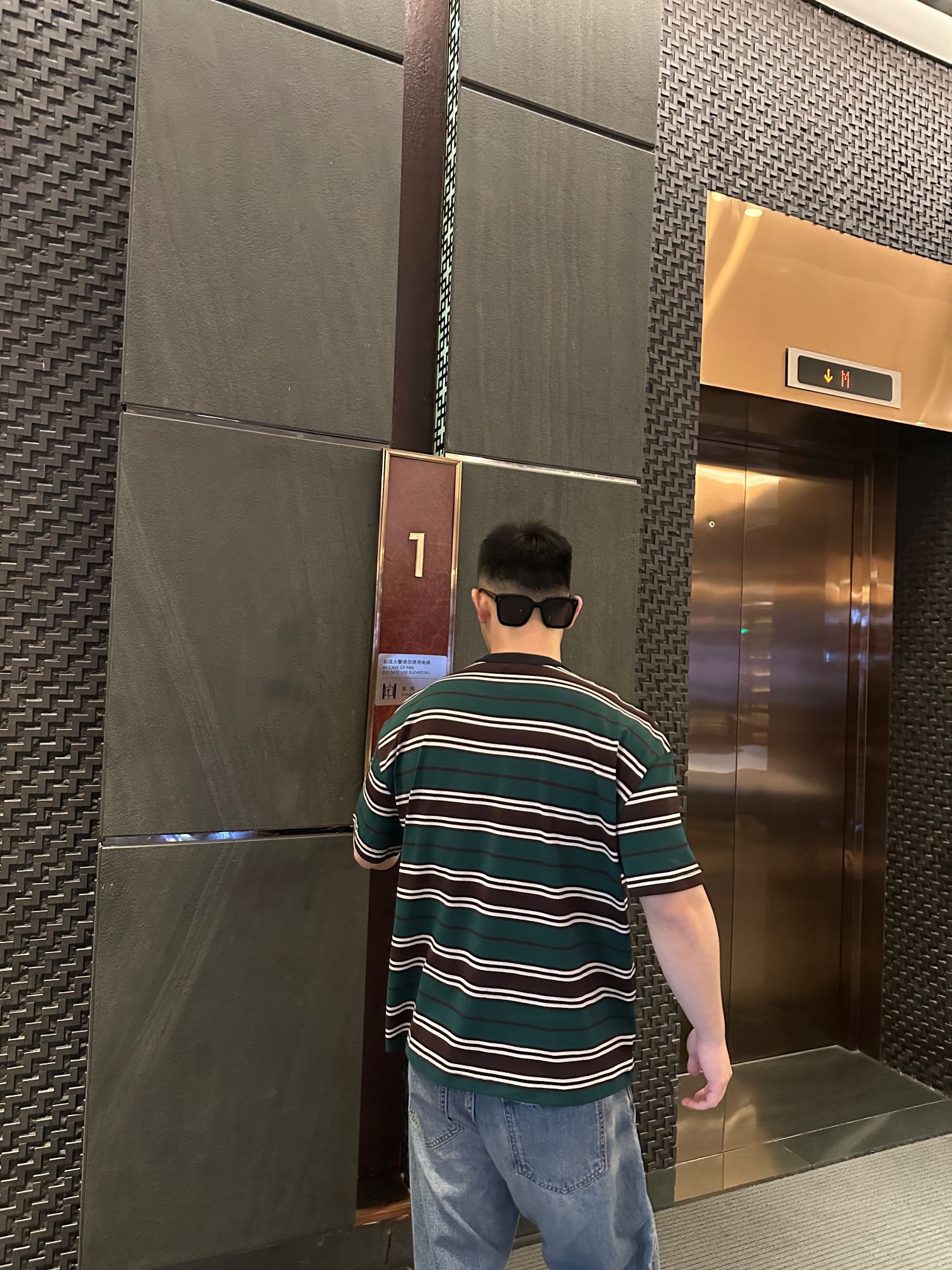 LuxluxHouse Best Quality Clothes T-shirt Prada