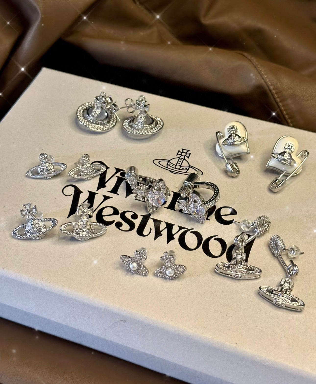 LuxluxHouse Best Quality Accessories Earrings Earrings  Vivienne Westwood