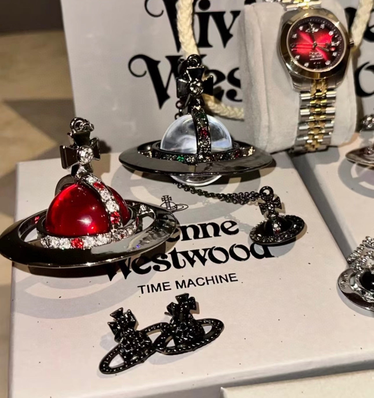 LuxluxHouse Best Quality Accessories Ring Ring  Vivienne Westwood