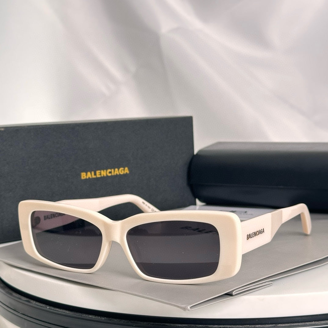 LuxluxHouse Best Quality Glasses Balenciaga