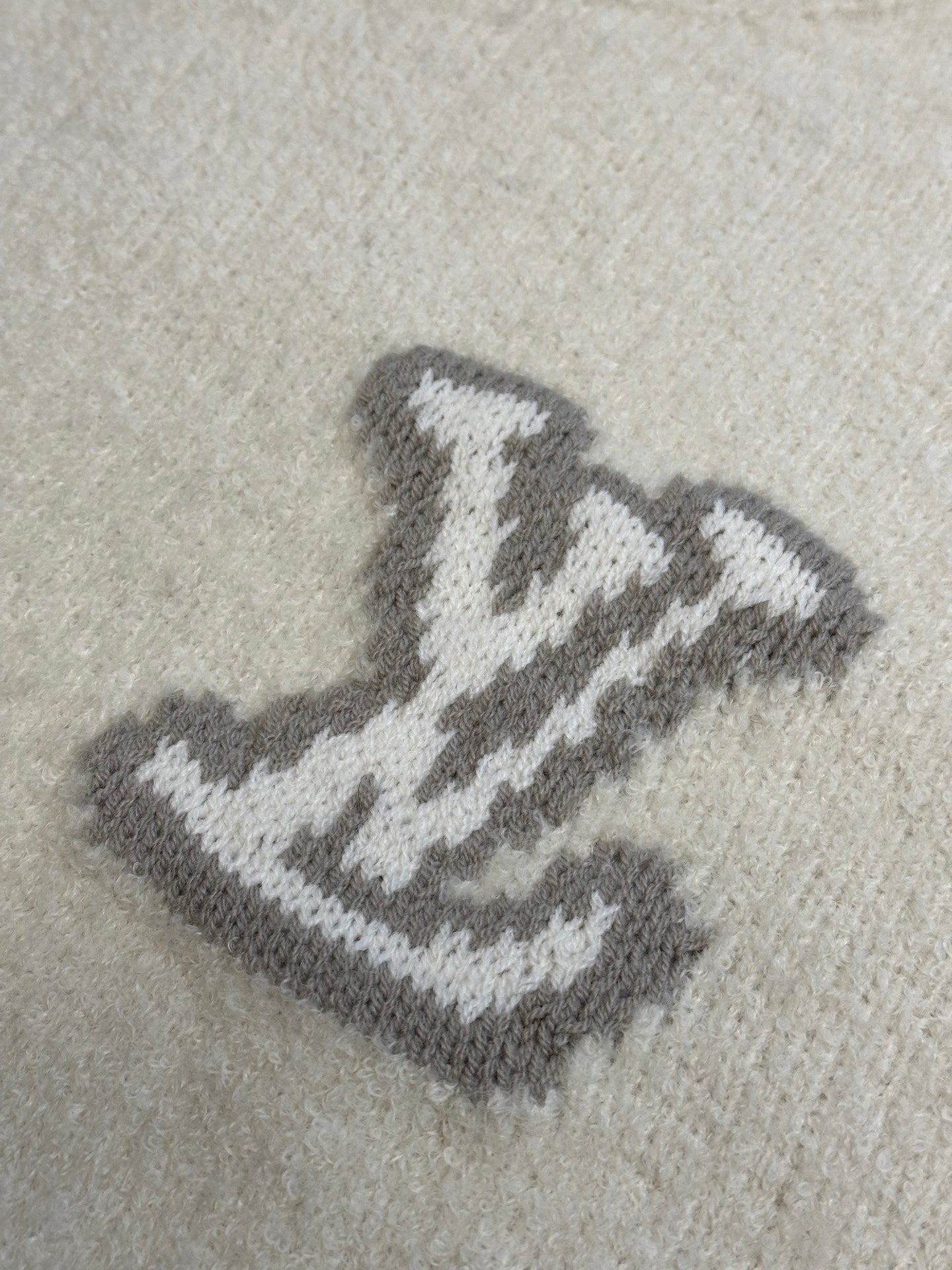 LuxluxHouse Best Quality Clothes Hoodie & Sweater Louis Vuitton