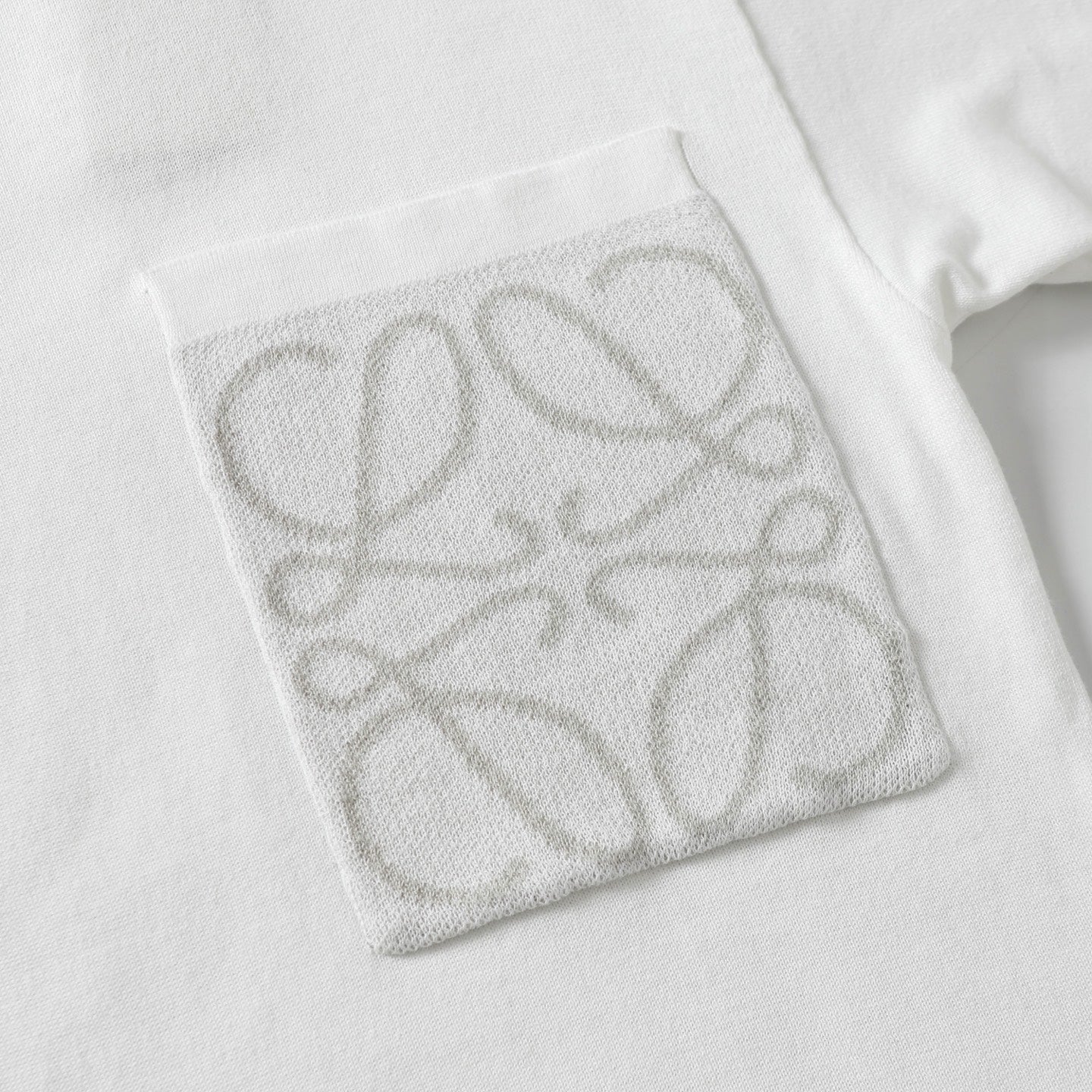 LuxluxHouse Best Quality Clothes T-shirt Loewe