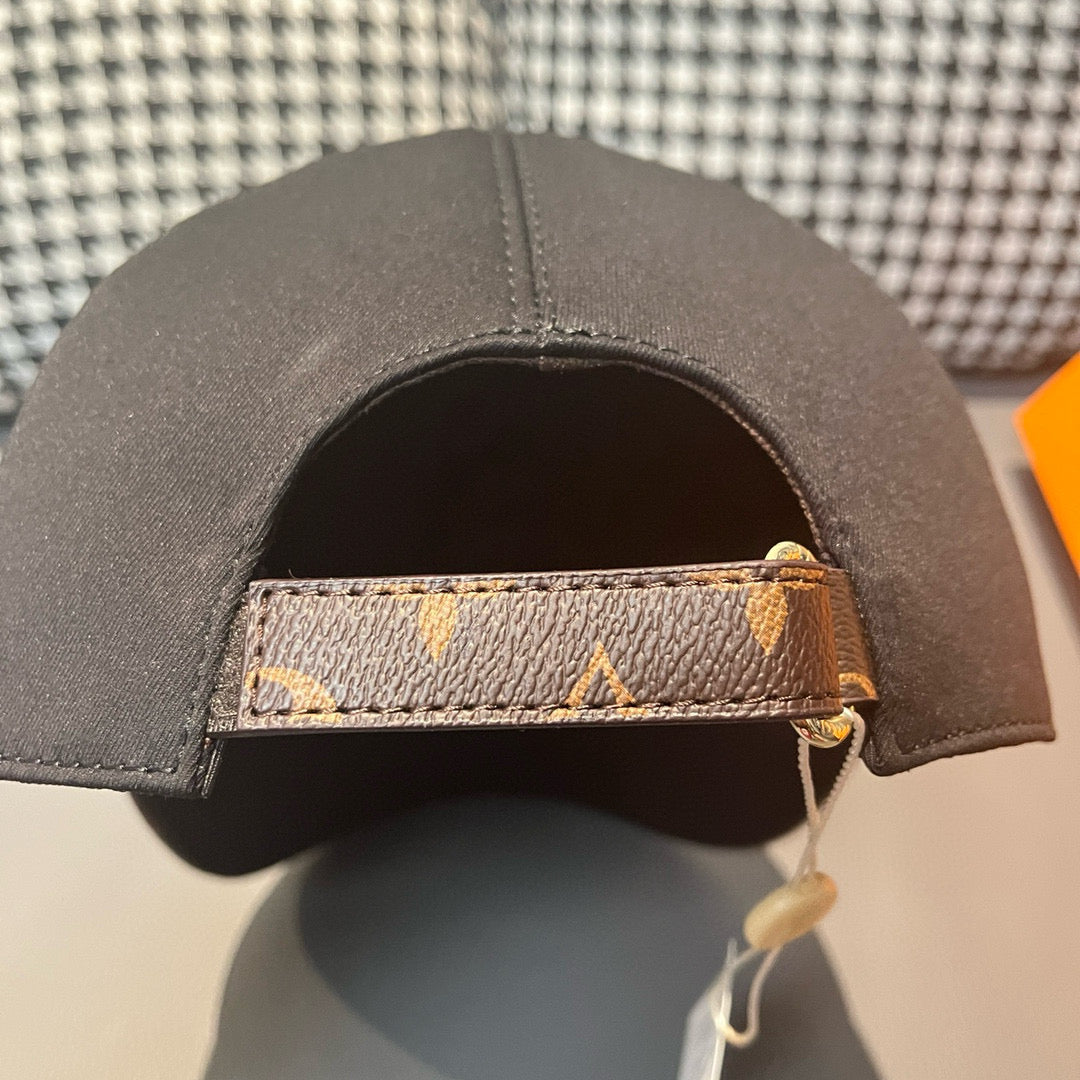 LuxluxHouse Best Quality Caps Louis Vuitton