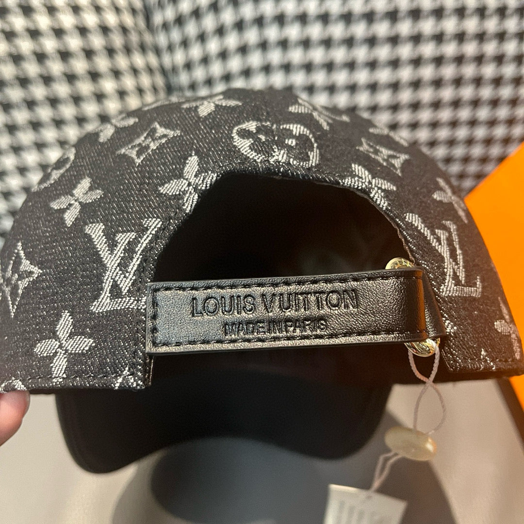 LuxluxHouse Best Quality Caps Louis Vuitton