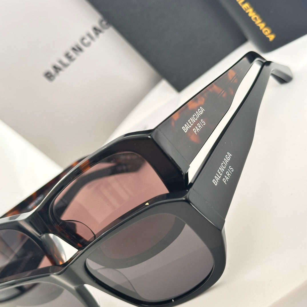 LuxluxHouse Best Quality Glasses Balenciaga