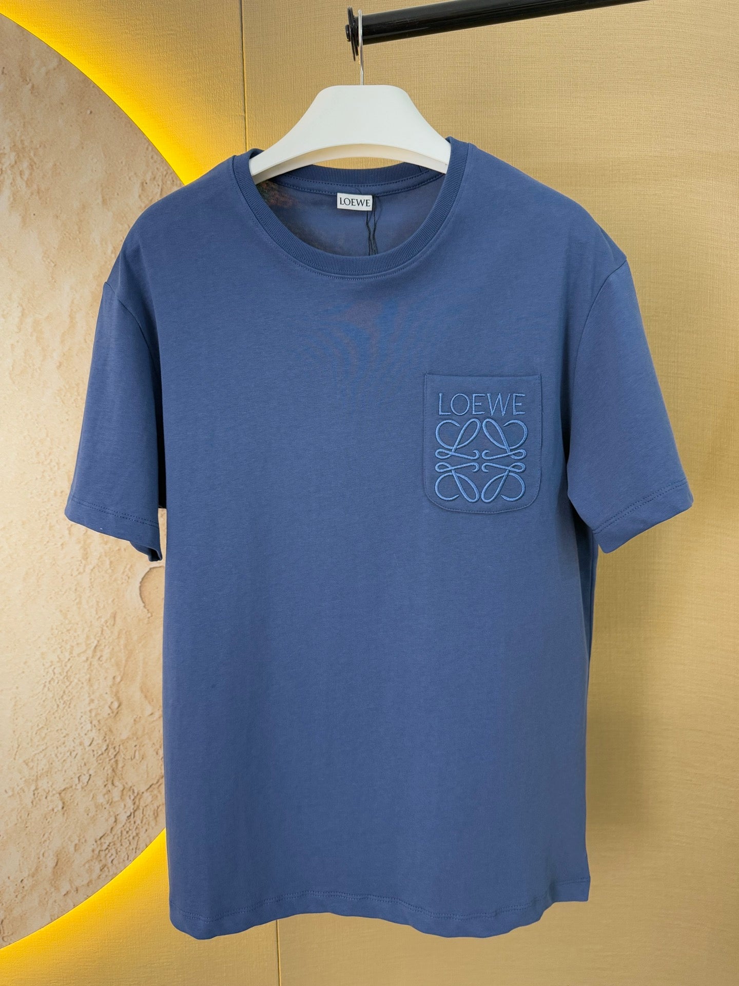 LuxluxHouse Best Quality Clothes T-shirt Loewe