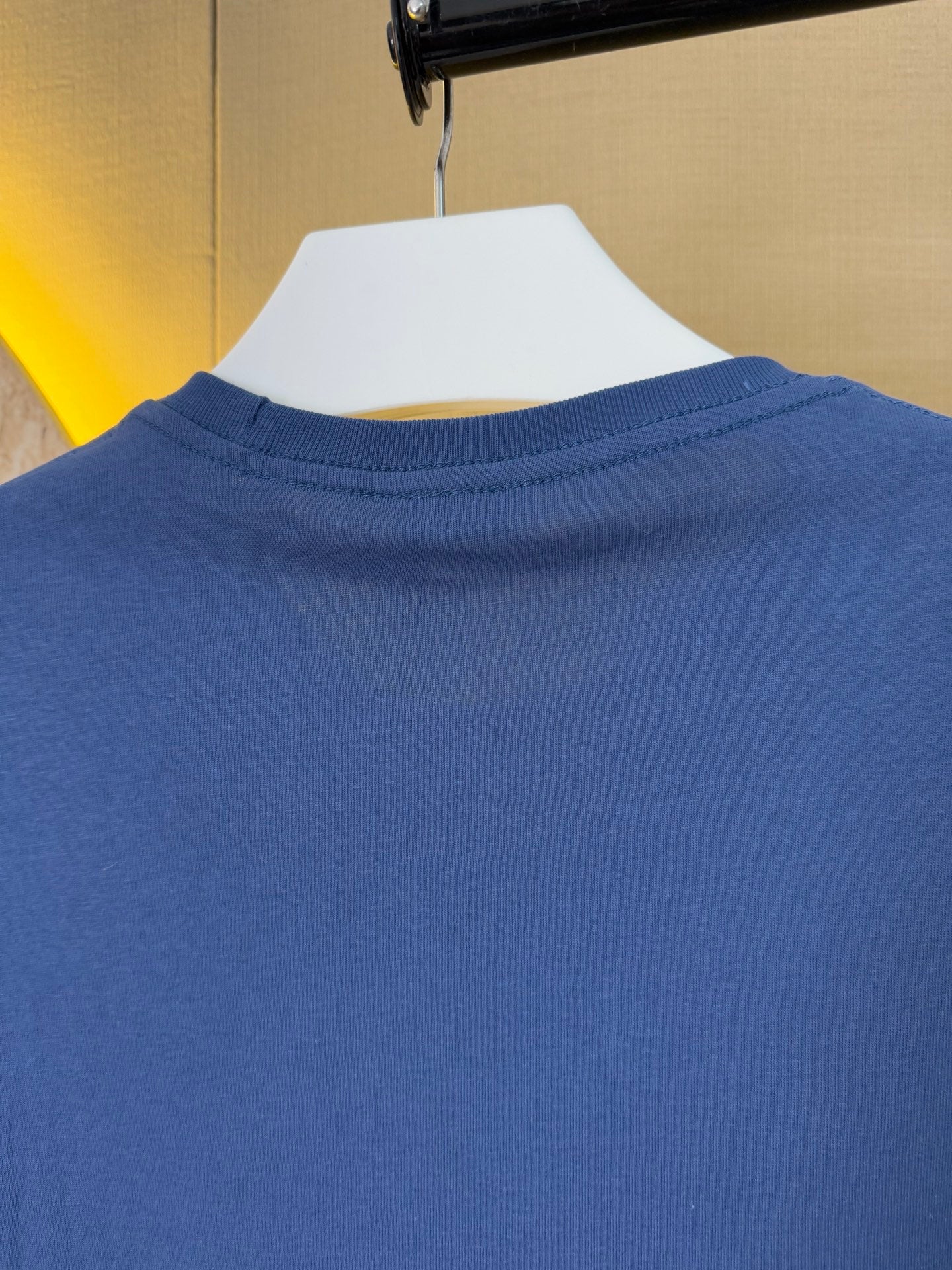 LuxluxHouse Best Quality Clothes T-shirt Loewe