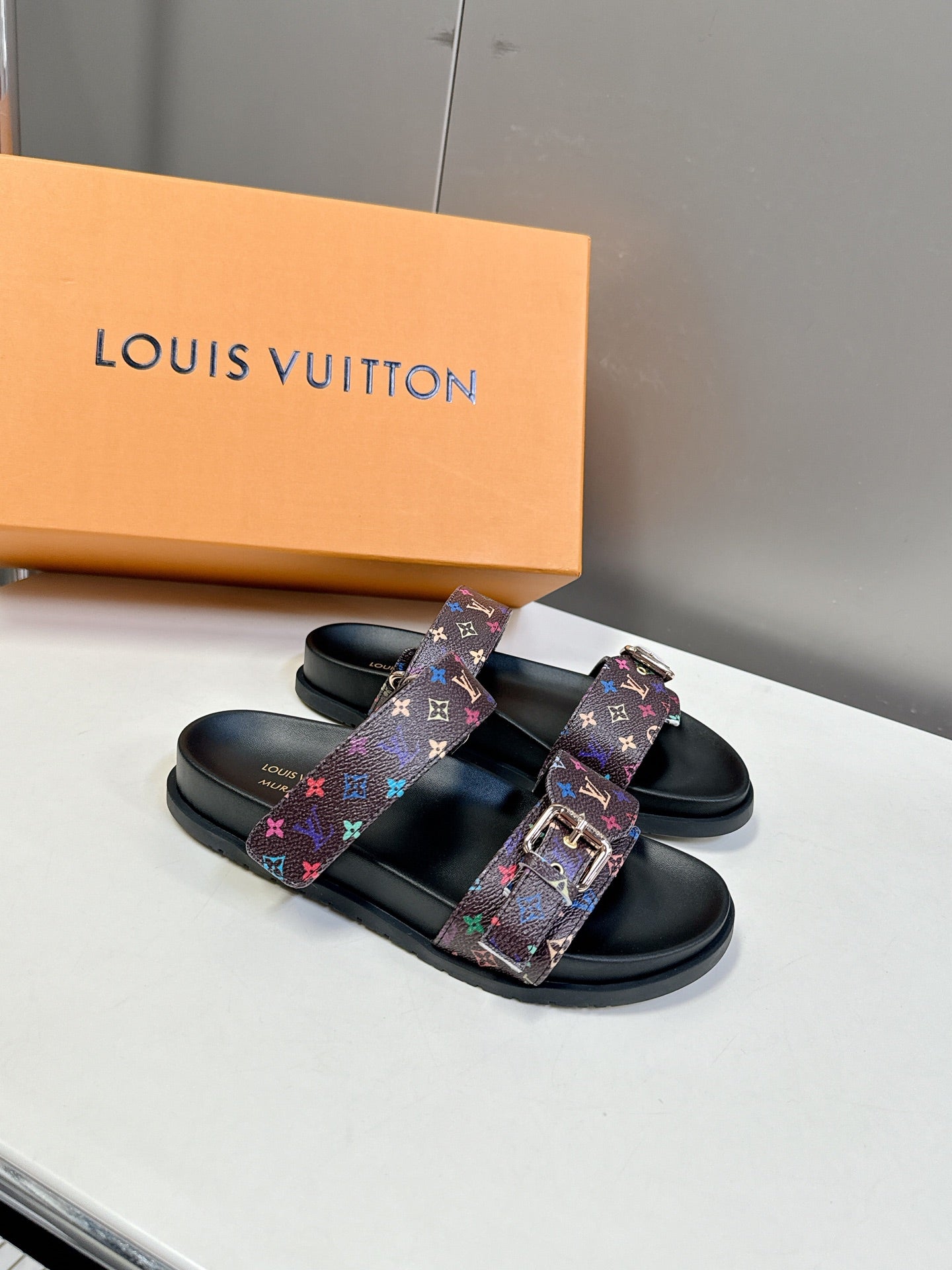 LuxluxHouse Best Quality Women Shoes Louis Vuitton