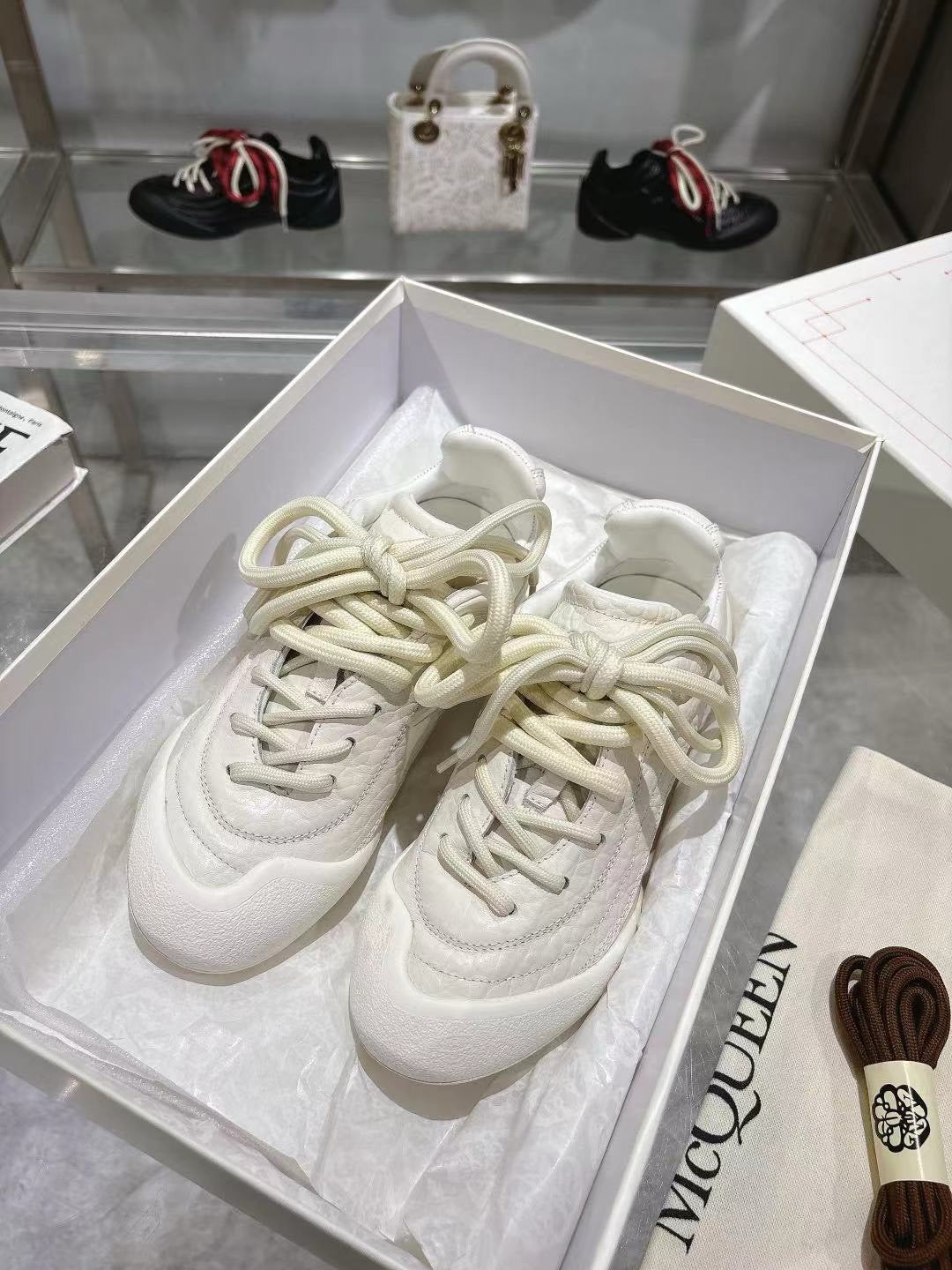 LuxluxHouse Best Quality Shoes Alexander McQueen