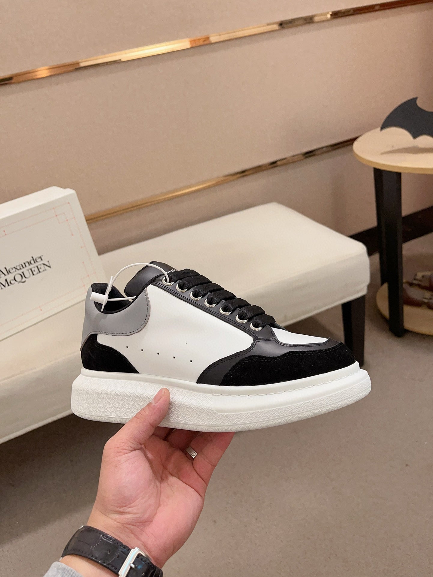 LuxluxHouse Best Quality Shoes Alexander McQueen