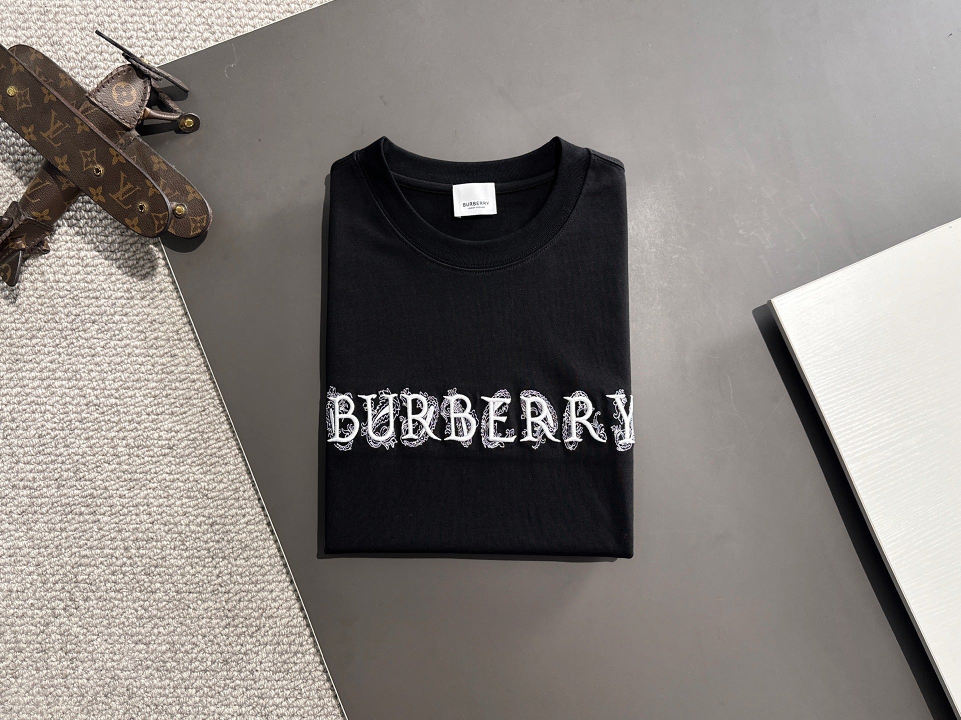 LuxluxHouse Best Quality Clothes Burberry T-shirt