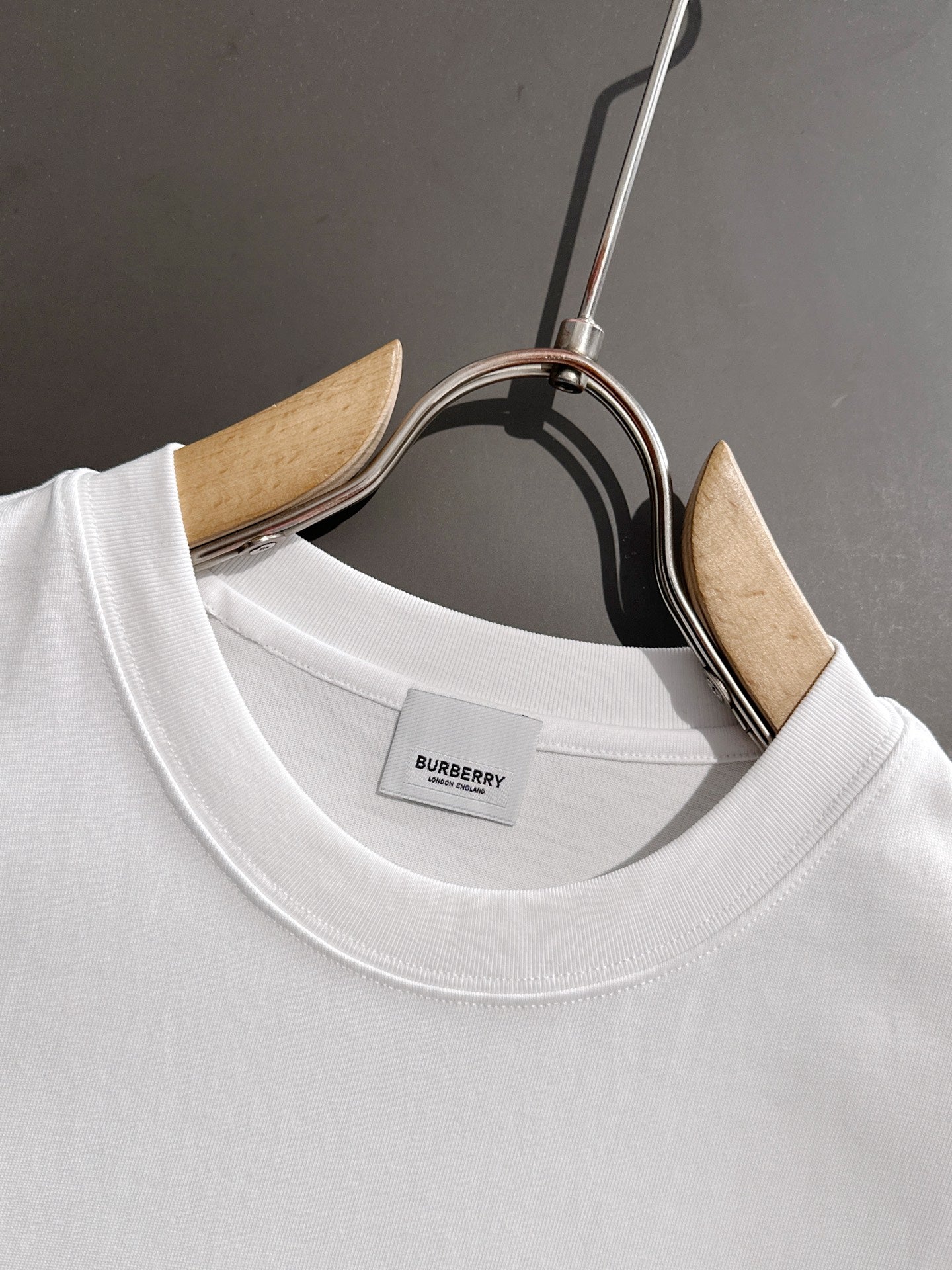 LuxluxHouse Best Quality Clothes Burberry T-shirt