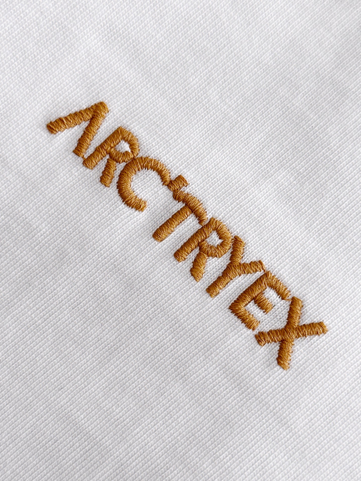 LuxluxHouse Best Quality Clothes T-shirt Arcteryx