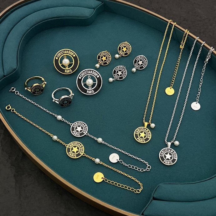 LuxluxHouse Best Quality Accessories Brooch Brooch Dior