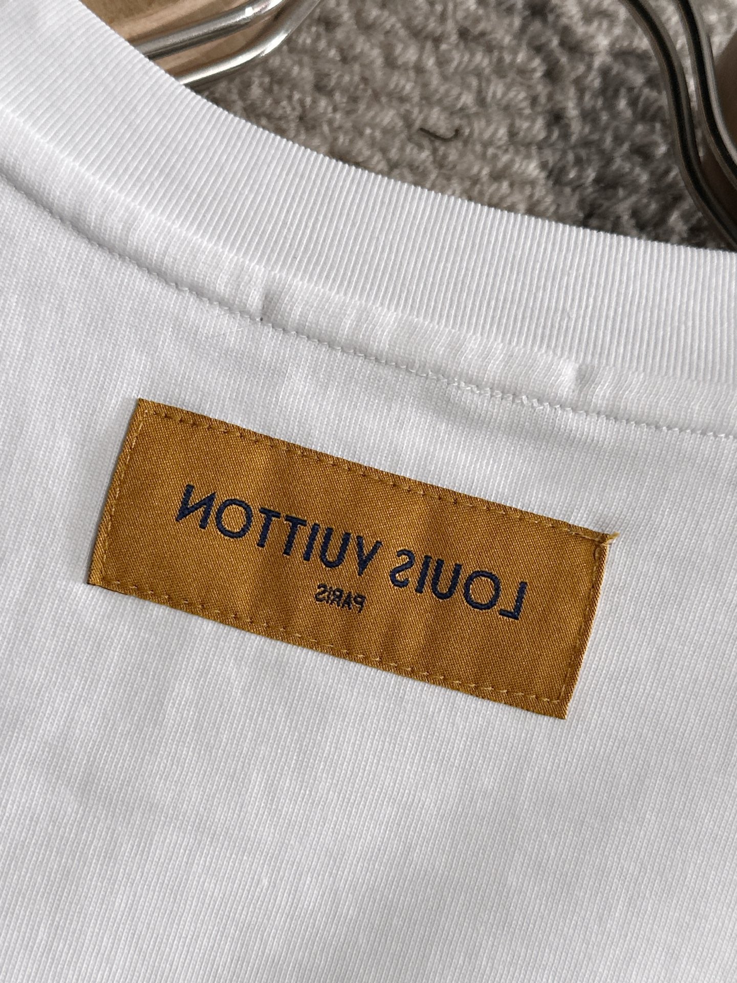 LuxluxHouse Best Quality Clothes T-shirt Louis Vuitton